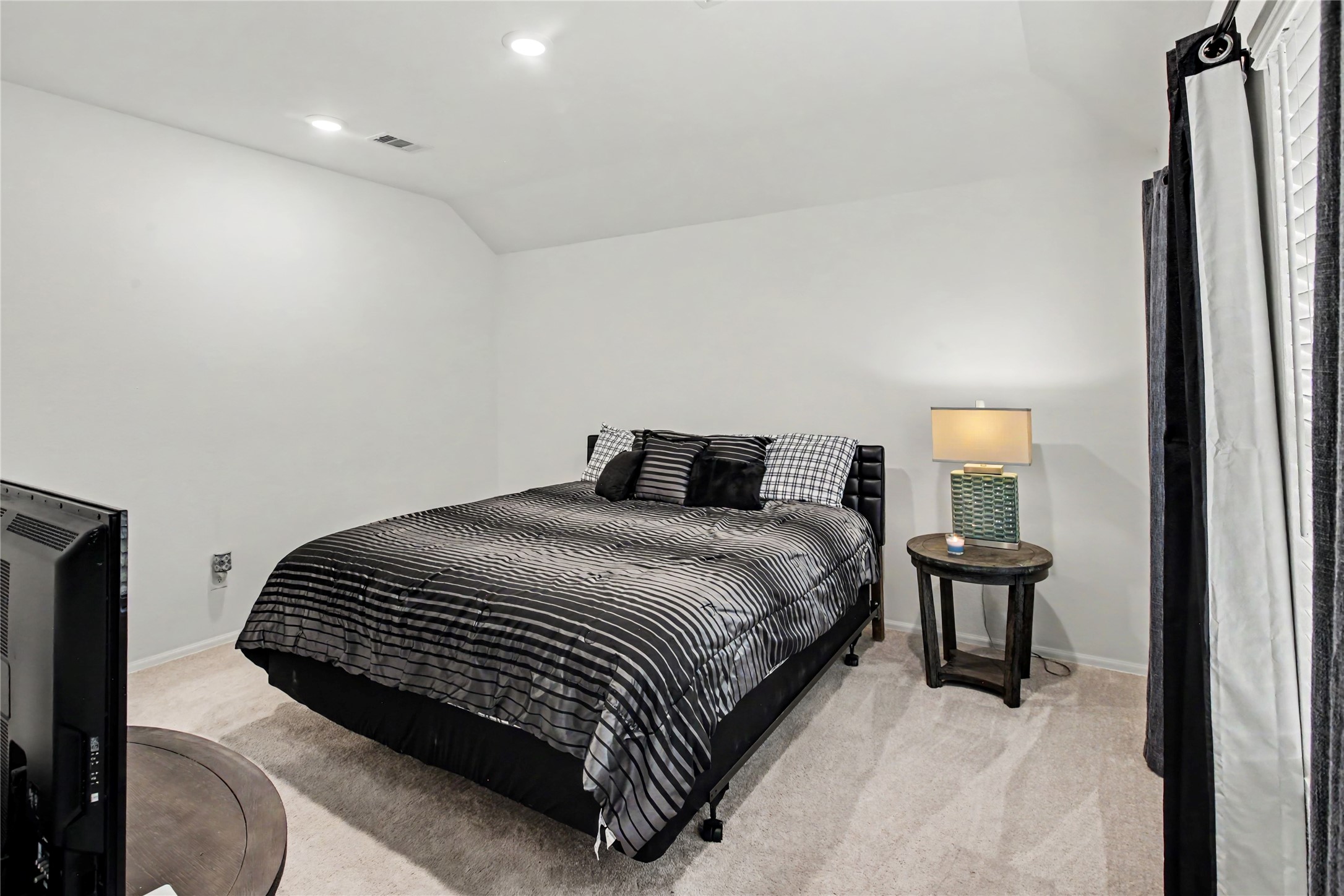 24023 Priano Forest Drive, New Caney, TX 77357