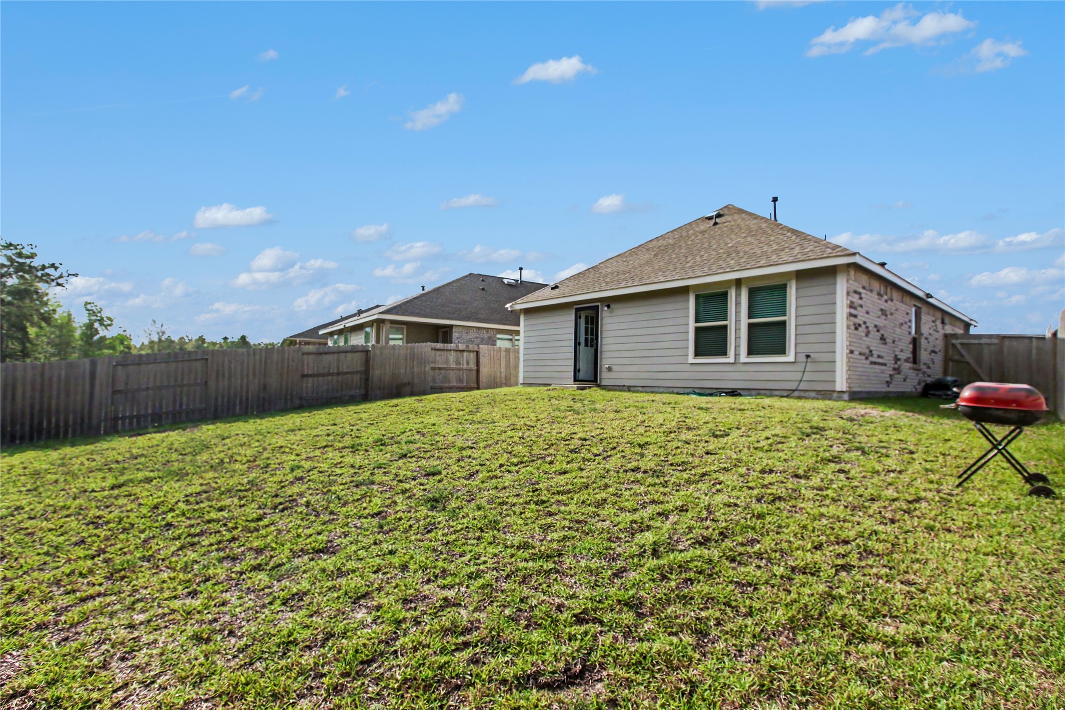 24023 Priano Forest Drive, New Caney, TX 77357