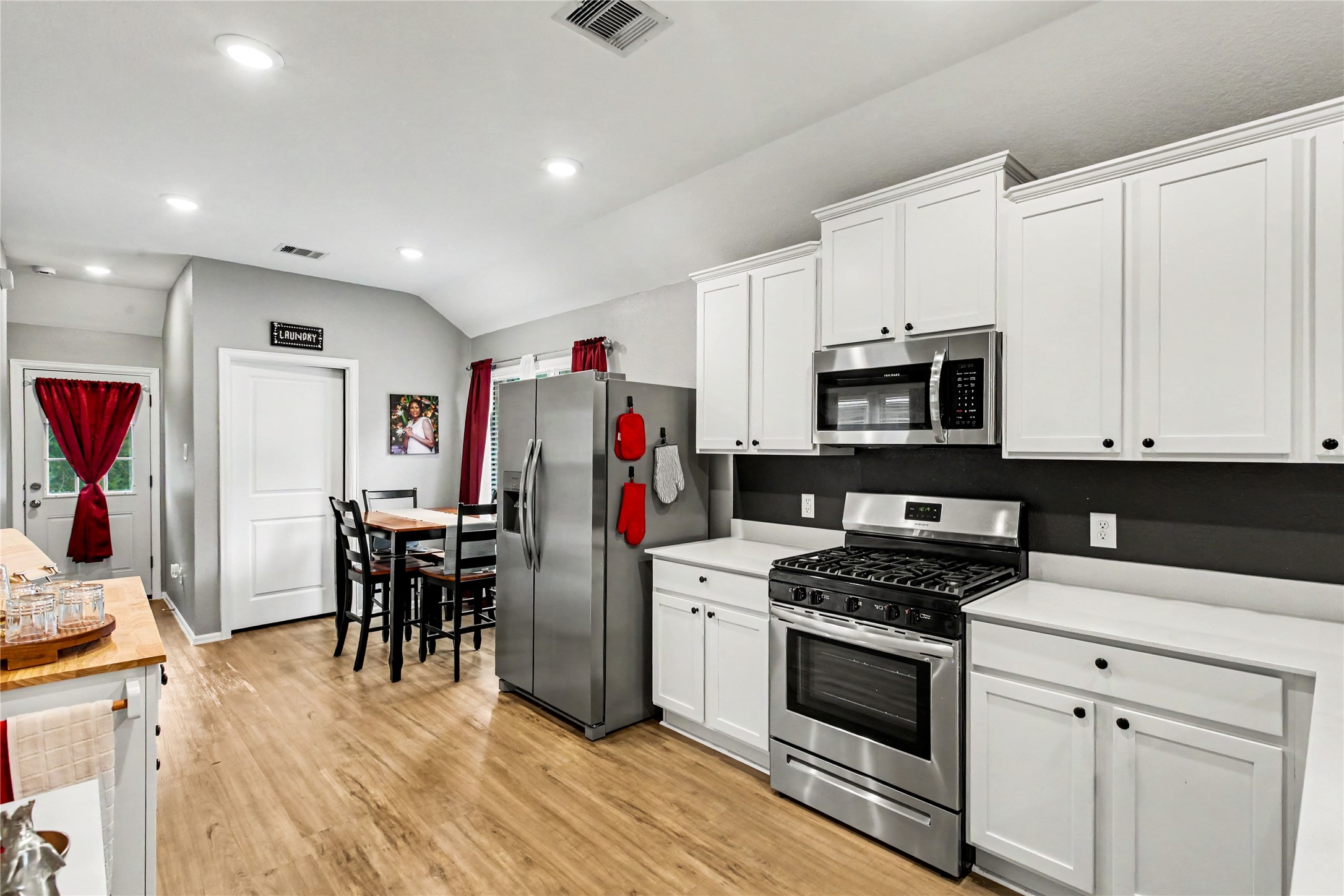 24023 Priano Forest Drive, New Caney, TX 77357