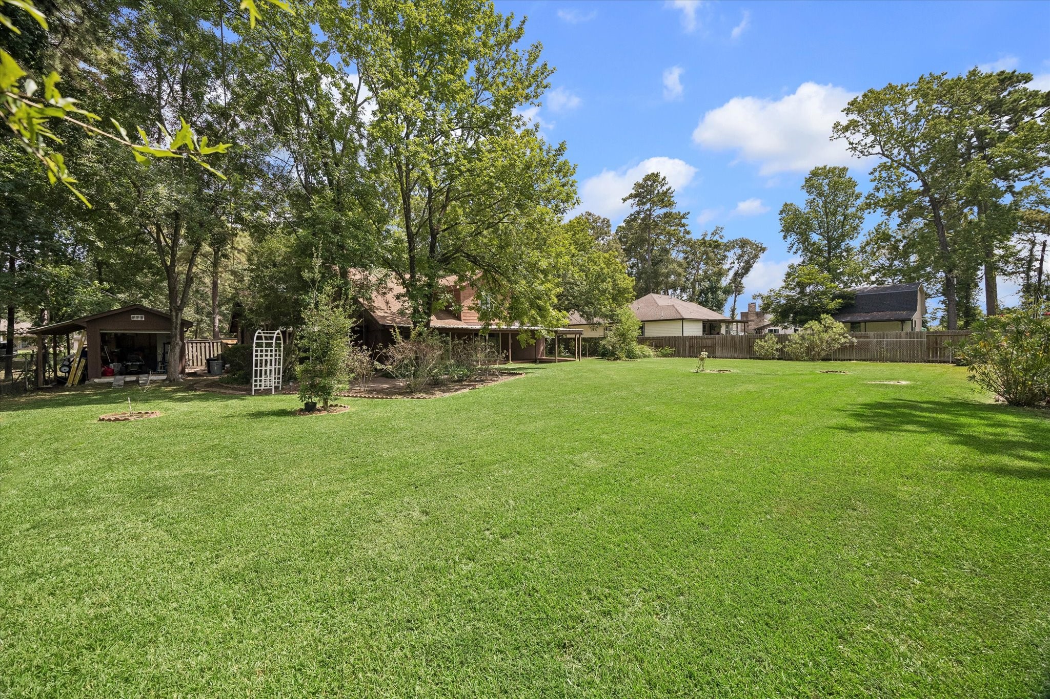 24288 Maple Circle, Porter, TX 77365