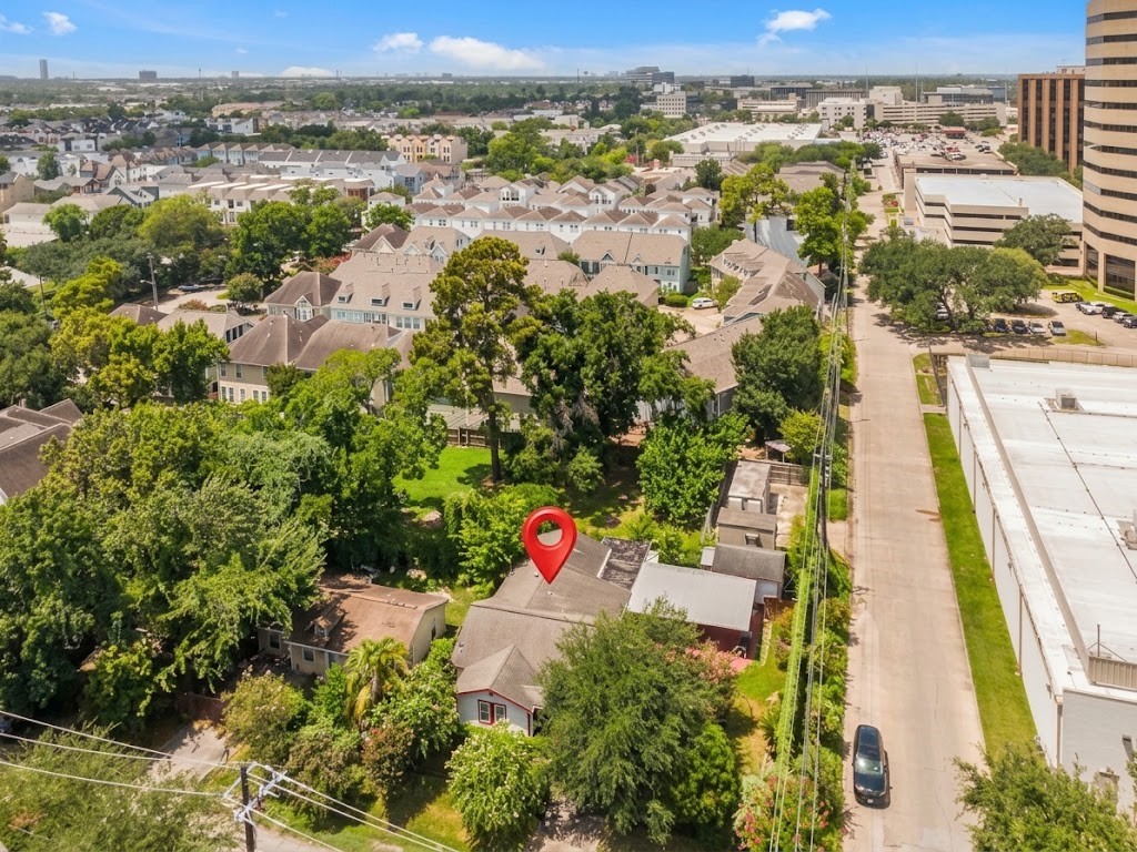 2609 Bevis Street, Houston, TX 77008