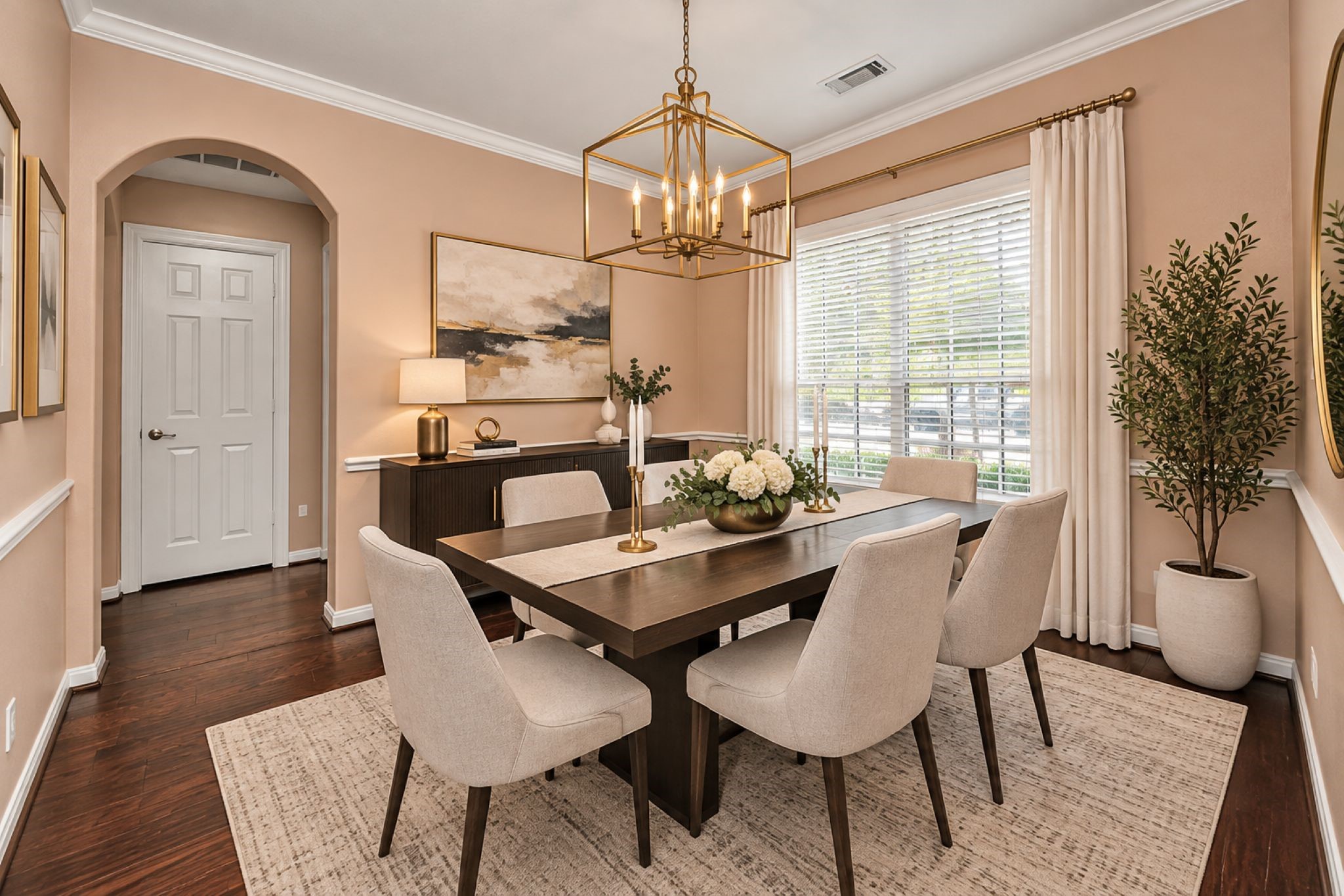 VIRTUAL STAGING
Elegant and inviting, the formal dining room boasts a sophisticated ambiance with a modern chandelier, rich wood flooring, and ample natural light, perfect for memorable gatherings.