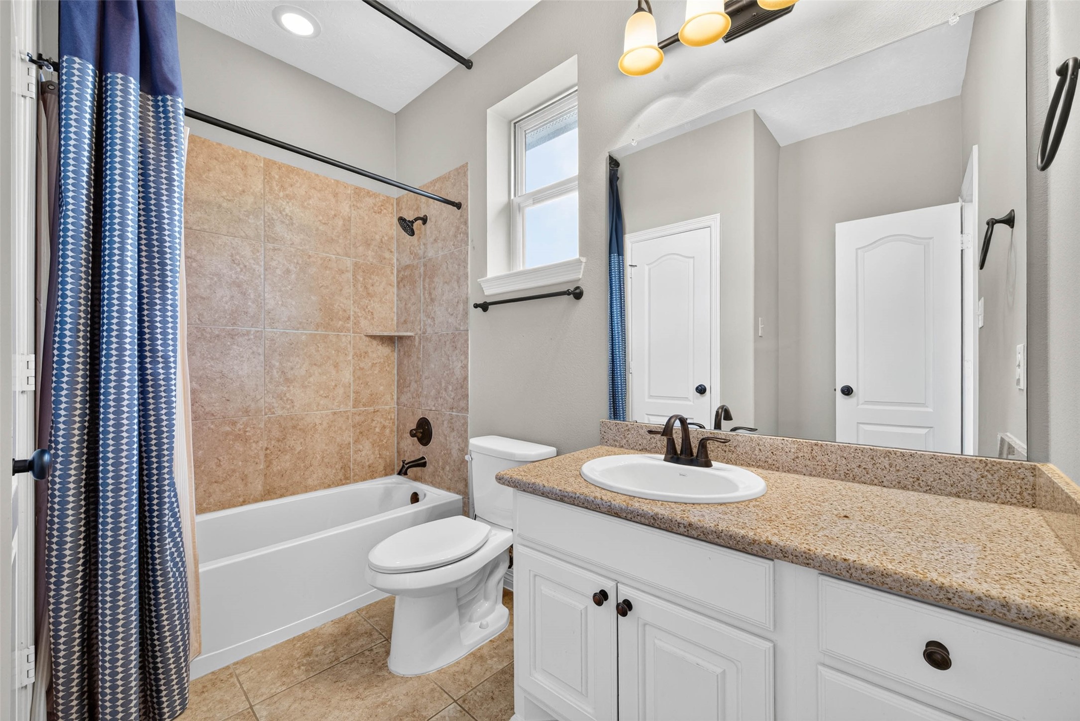 Second bedroom bathroom