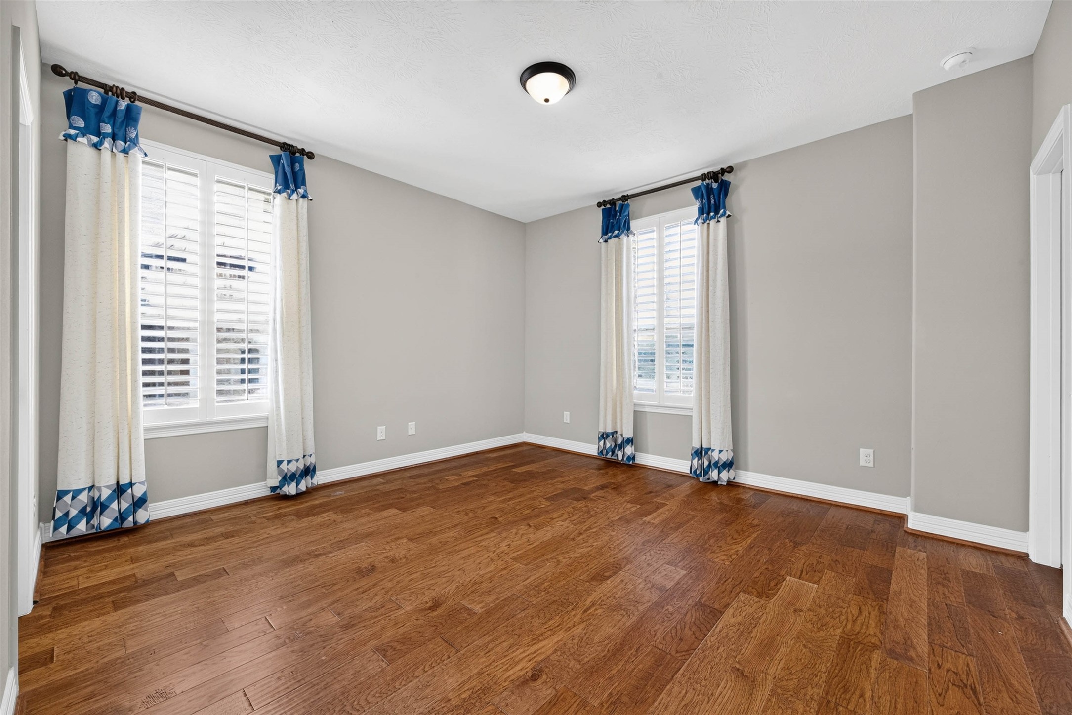 Fourth bedroom