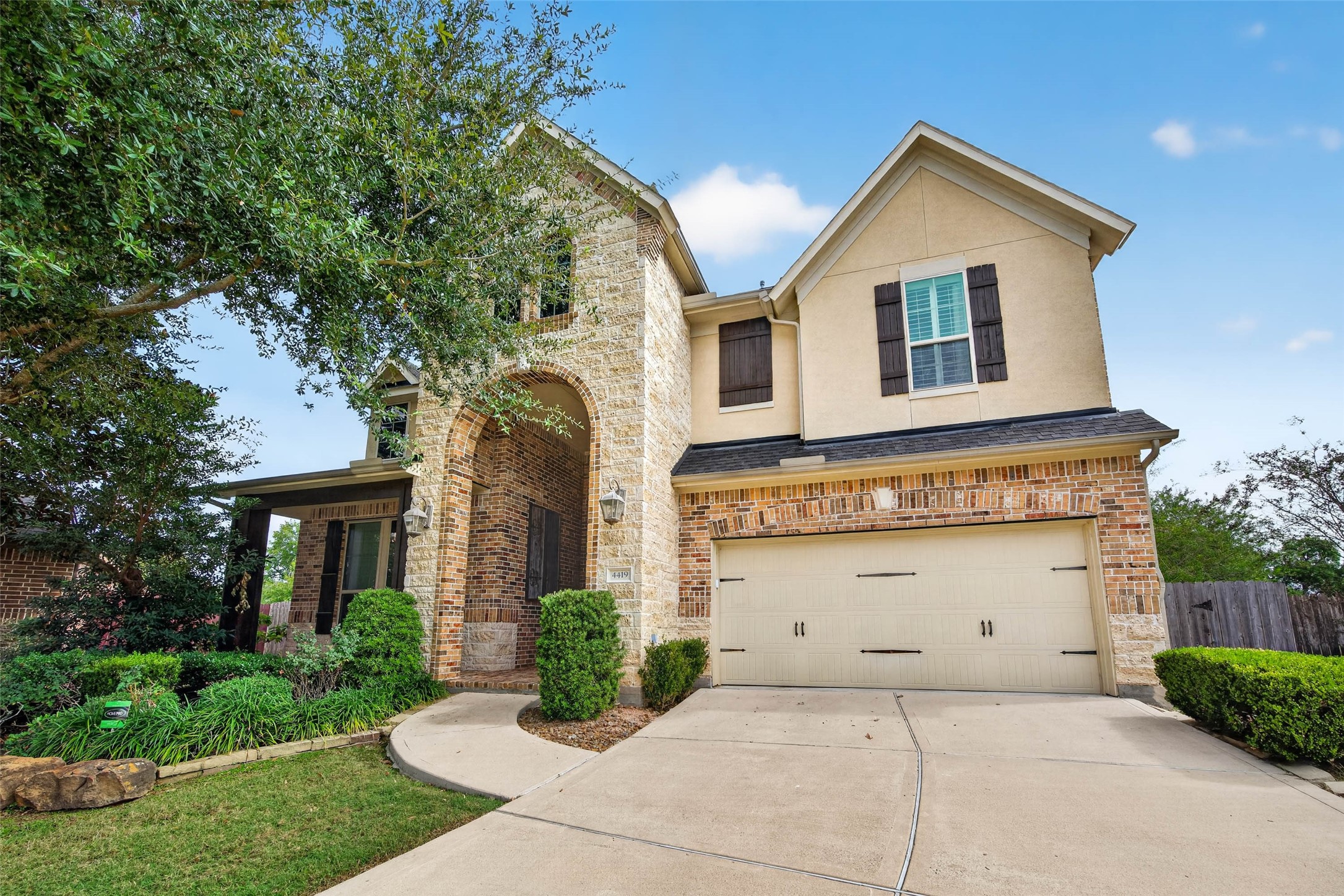 Welcome home to 4419 Montcliff Bend Ct! Welcome home to 4419 Montcliff Bend Ct!