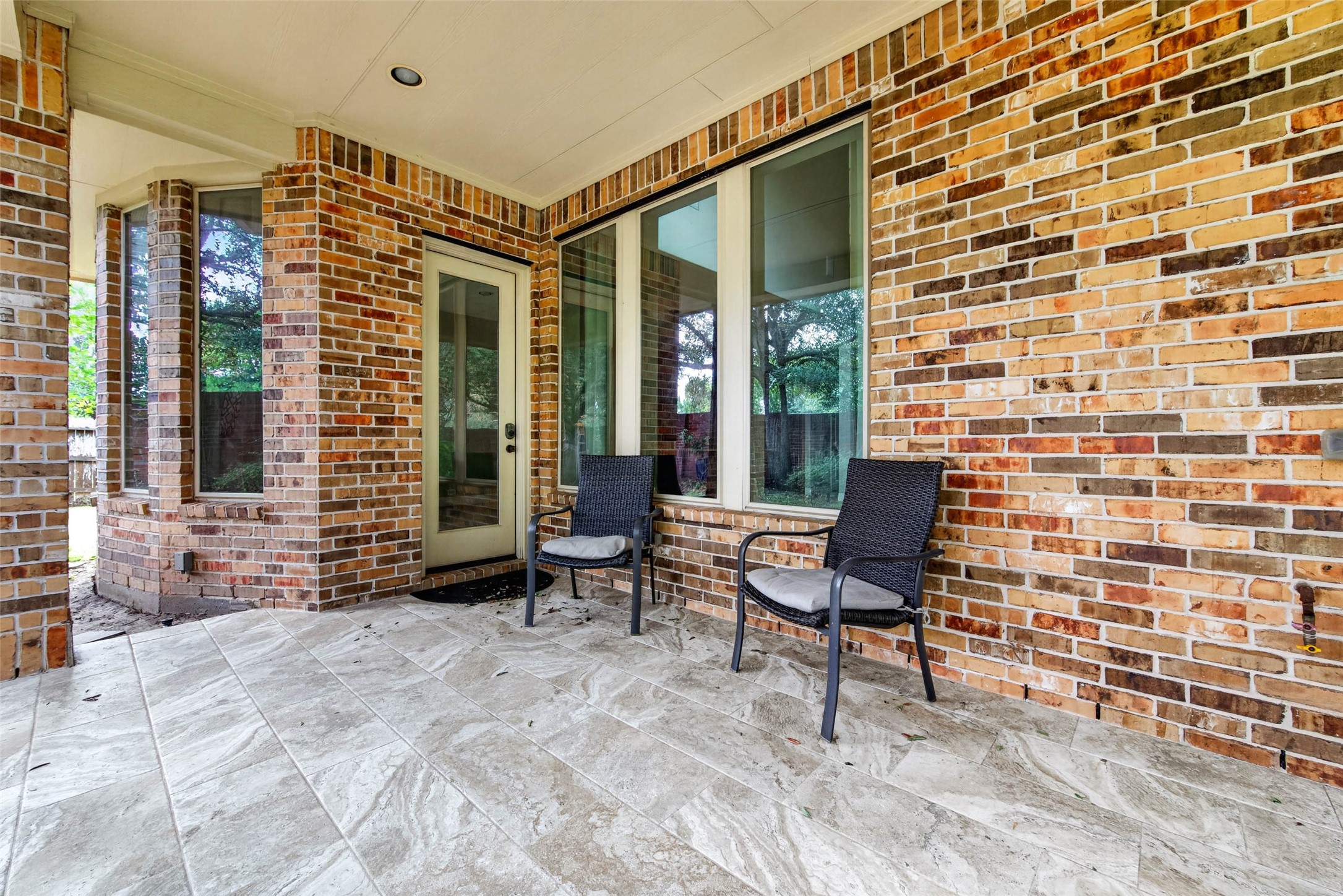 Spacious covered patio, perfect for outdoor entertaining