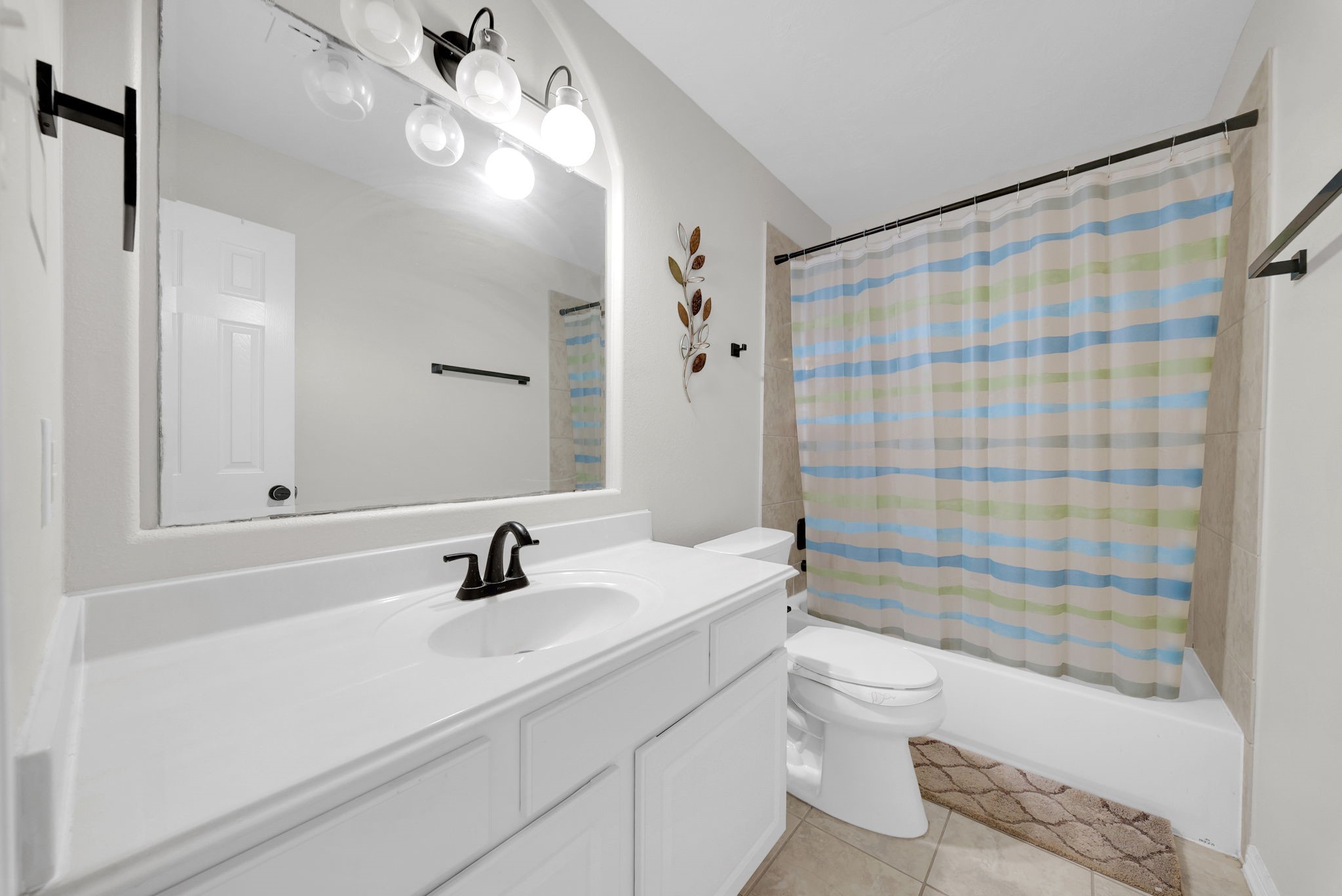 2318 Shadow Falls Lane, Pearland, TX 77584