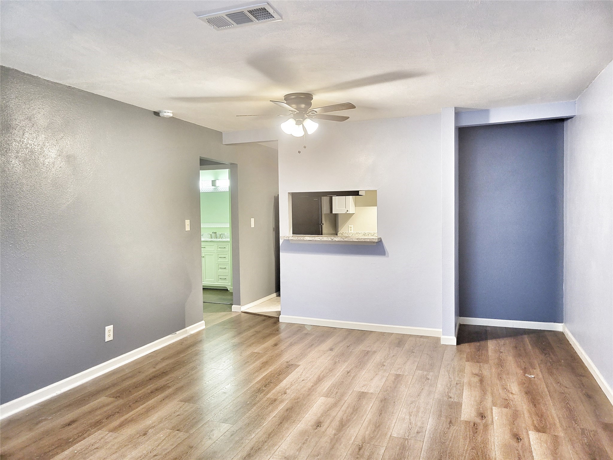 2501 Gulf Freeway, #271B, Dickinson, TX 77539