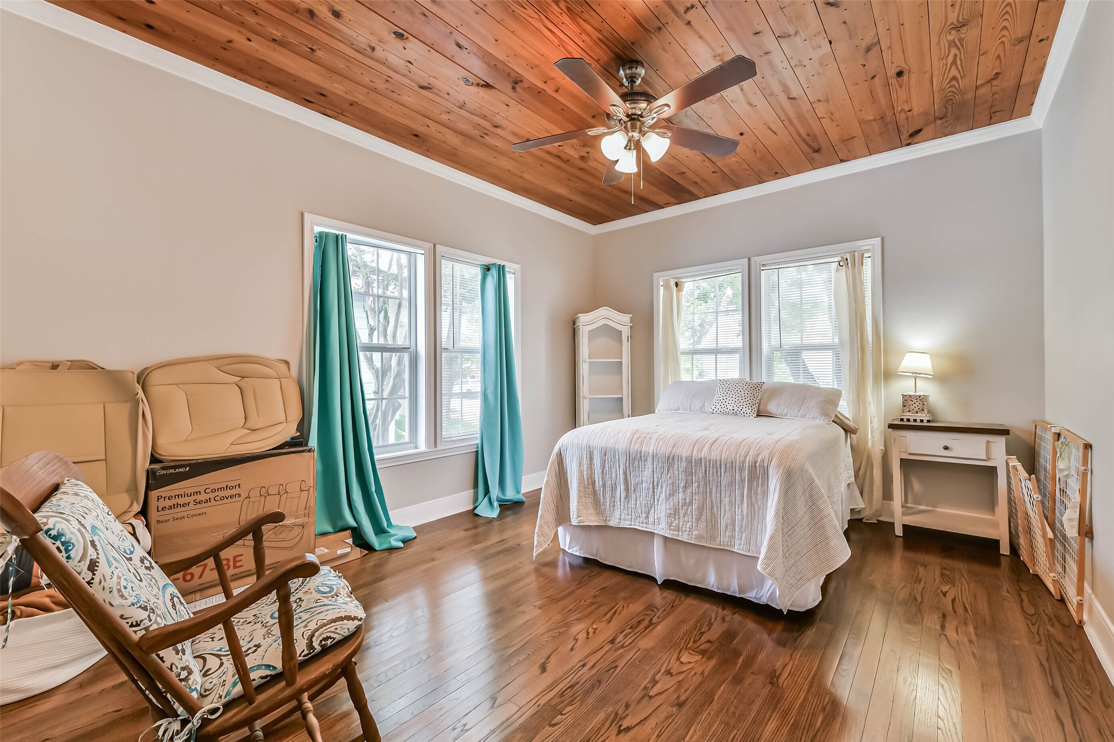 Secondary bedroom--check out the great wood plank ceiling!
