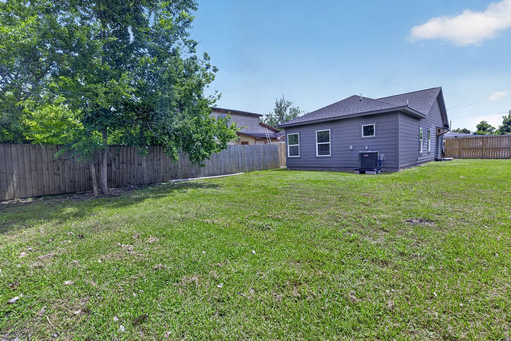 715 Rosedale Street, La Marque, TX 77568