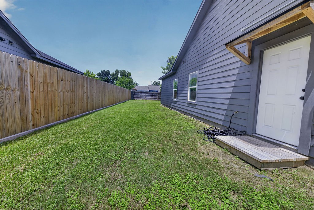 715 Rosedale Street, La Marque, TX 77568