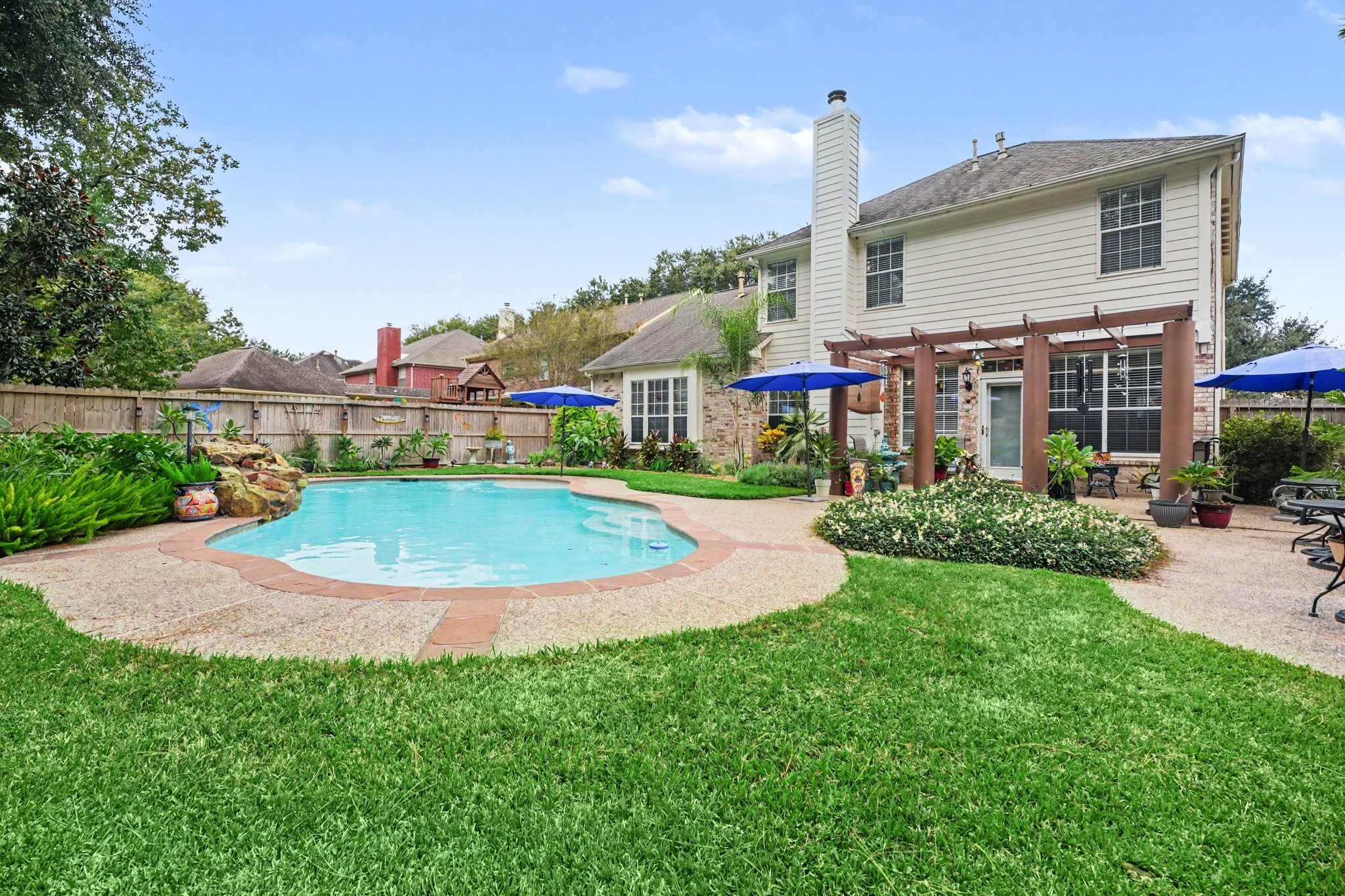 2123 Autumn Cove Drive, League City, TX 77573