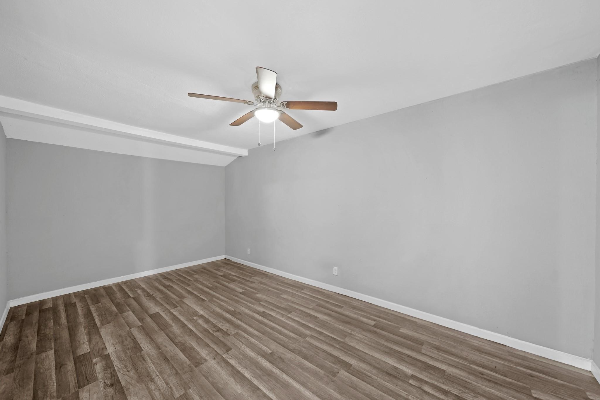 706 W 12th Street, Freeport, TX 77541