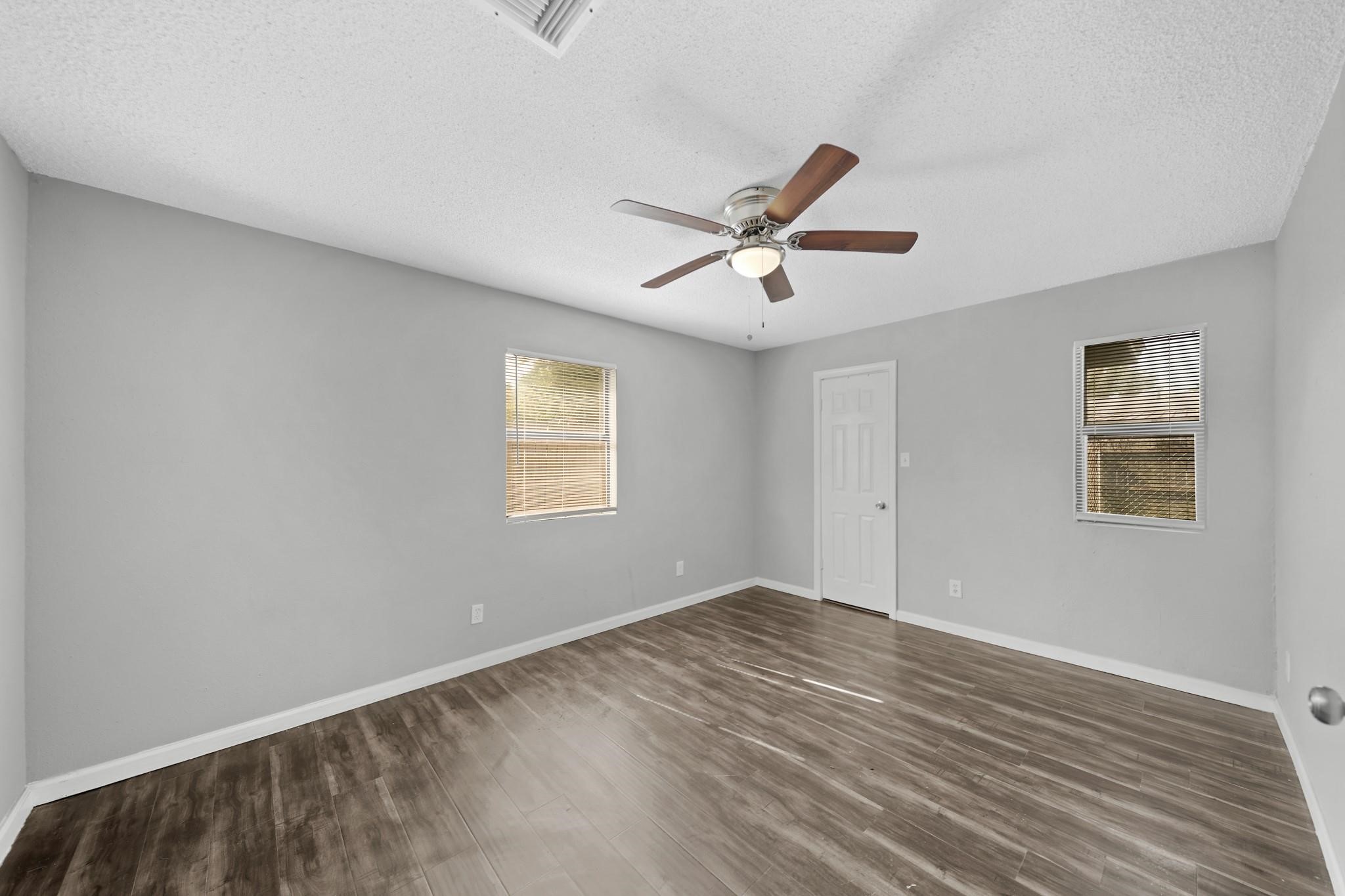 706 W 12th Street, Freeport, TX 77541