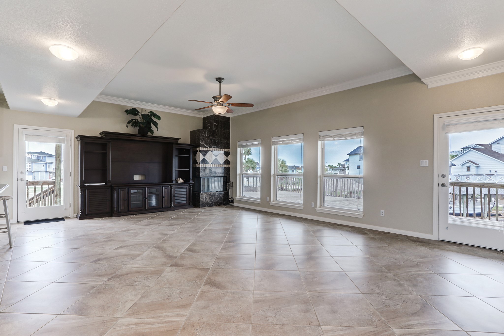 1303 Tiki Drive, Tiki Island, TX 77554