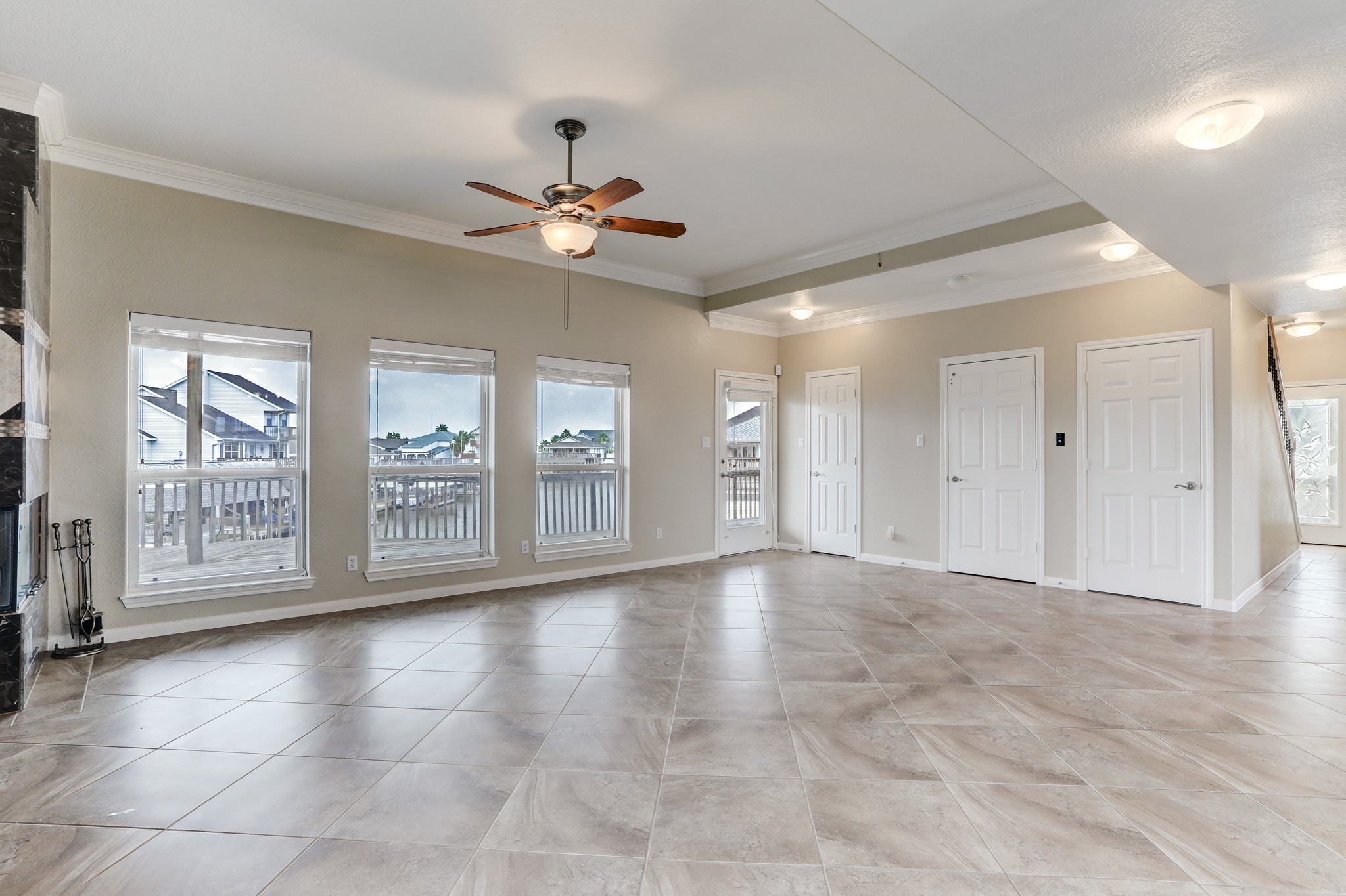 1303 Tiki Drive, Tiki Island, TX 77554