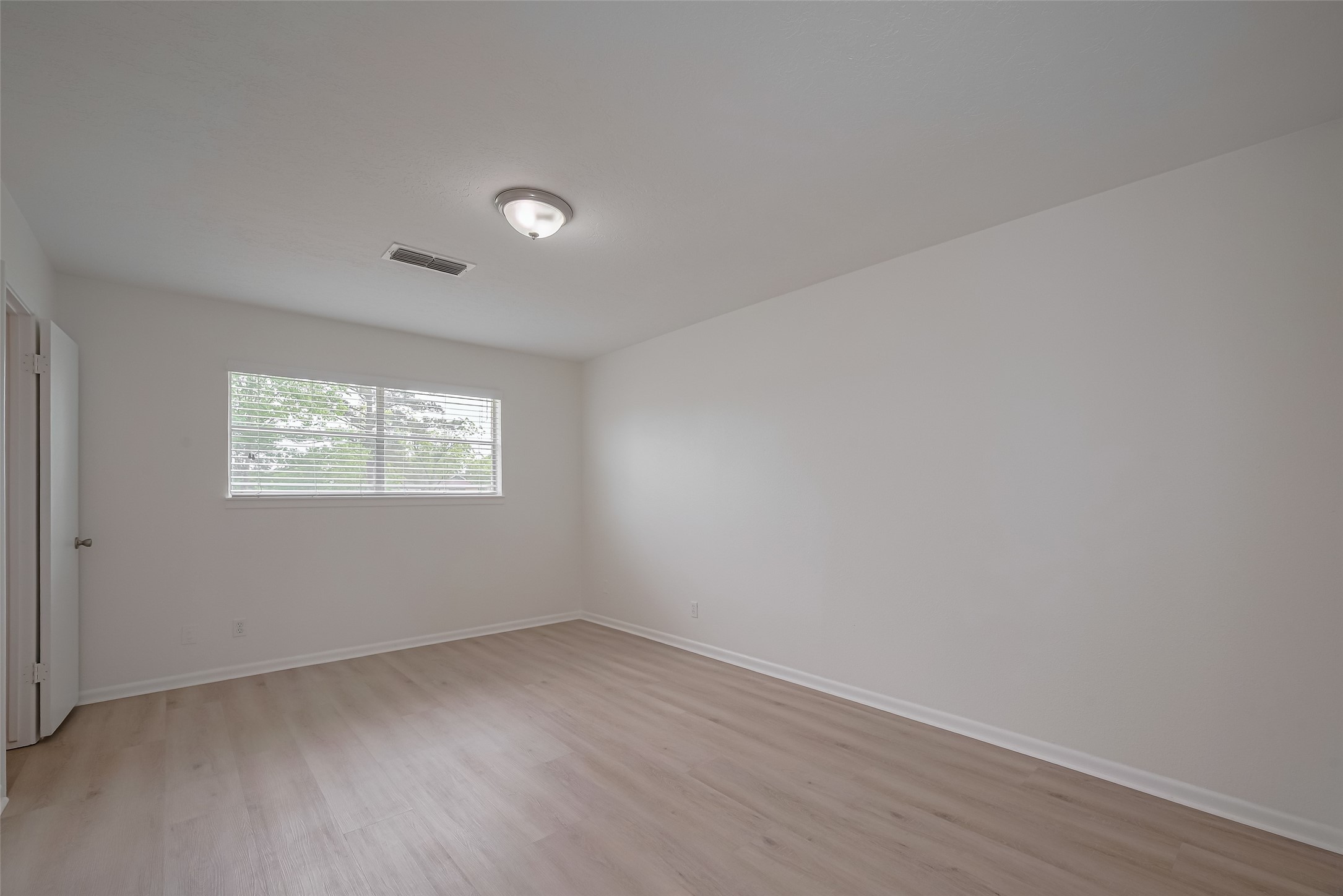 11235 FM 1764, Santa Fe, TX 77510