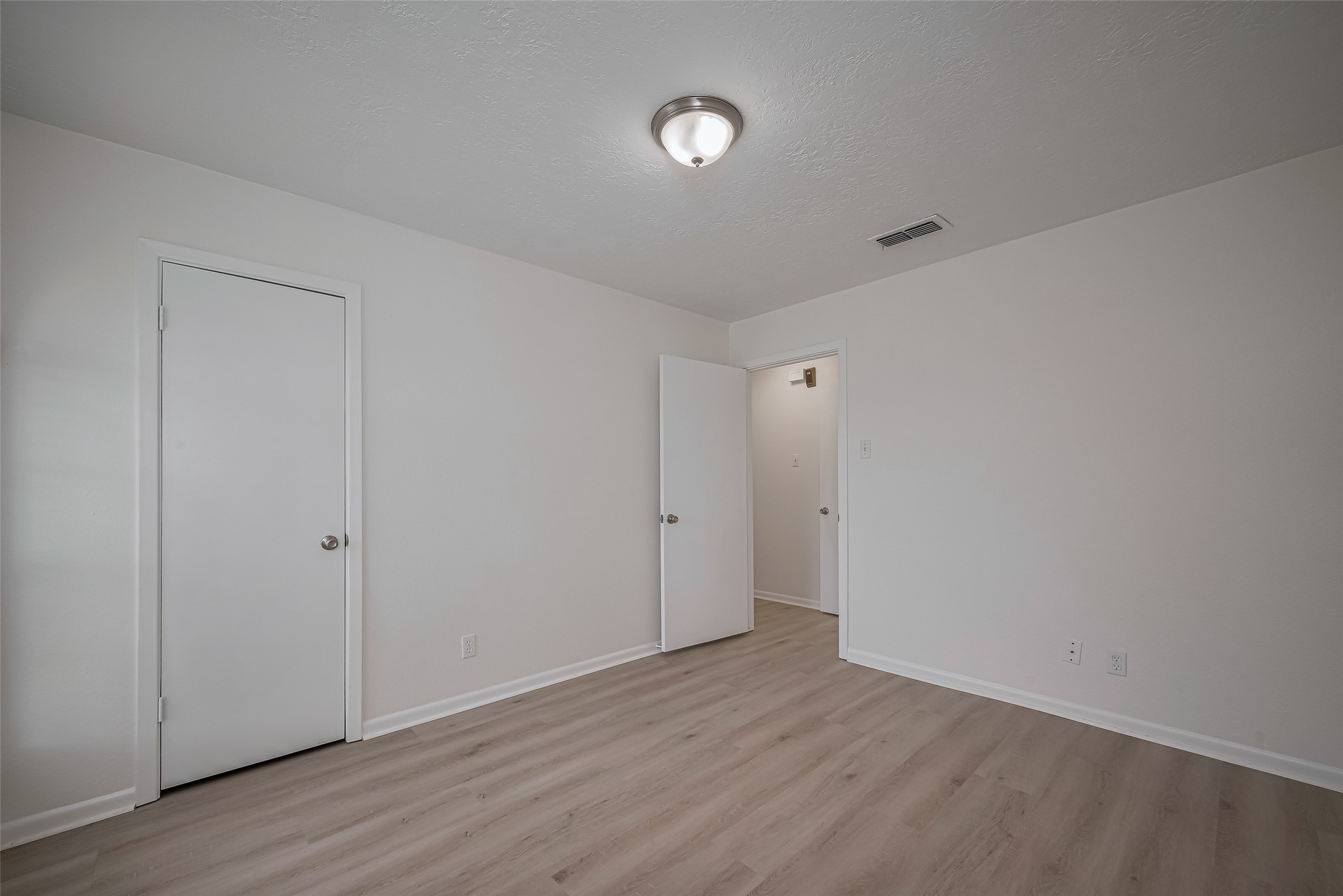 11235 FM 1764, Santa Fe, TX 77510