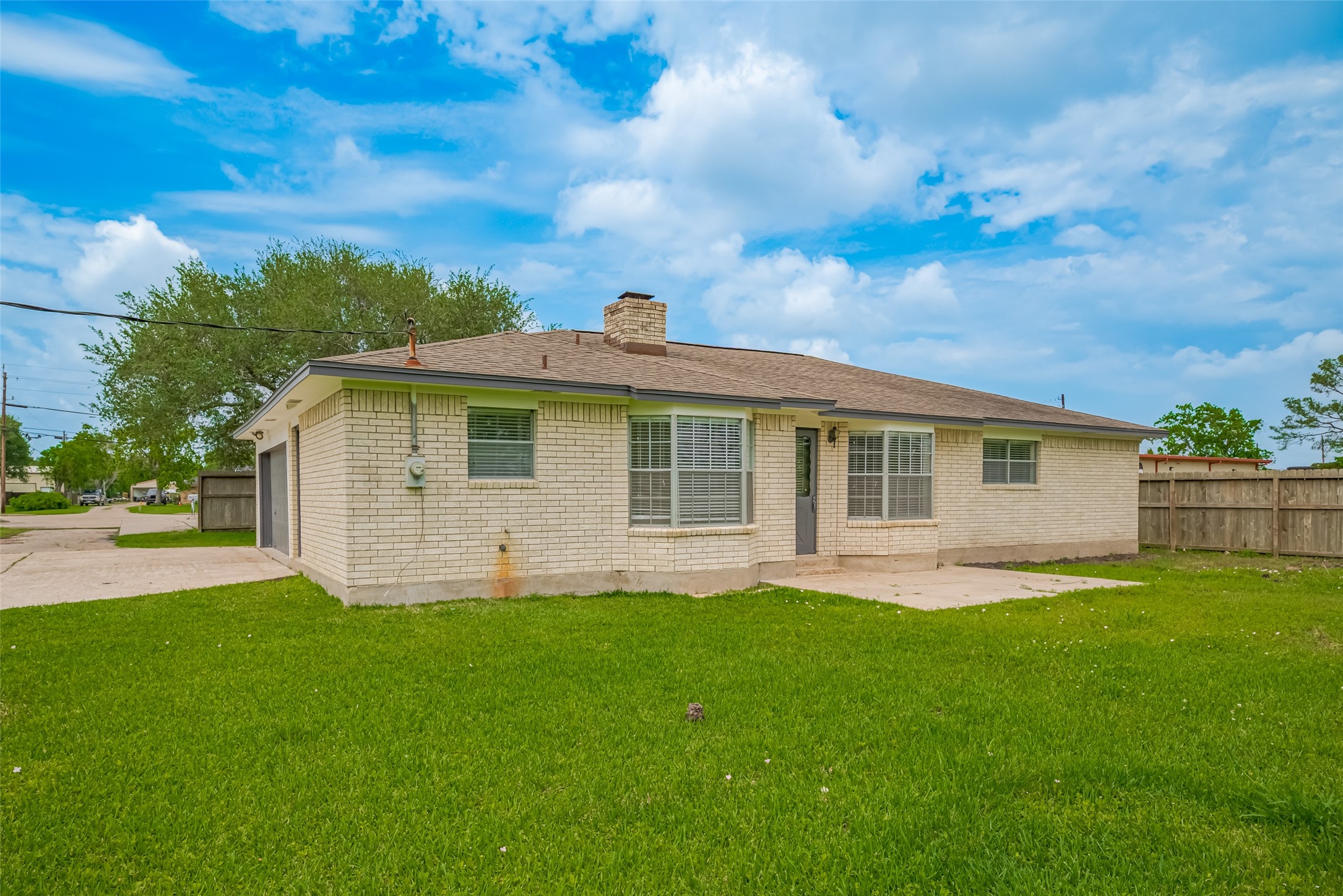 11235 FM 1764, Santa Fe, TX 77510