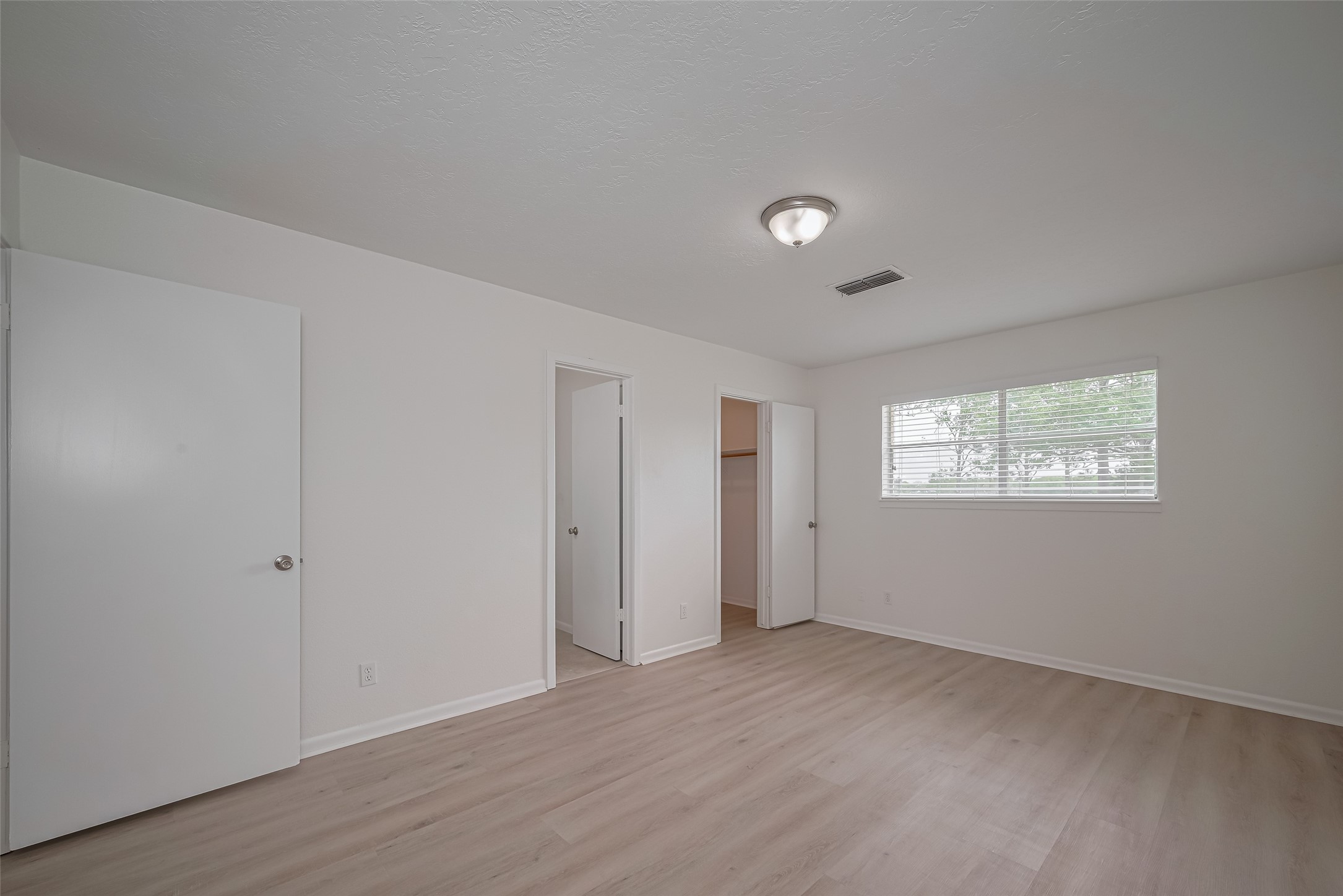 11235 FM 1764, Santa Fe, TX 77510