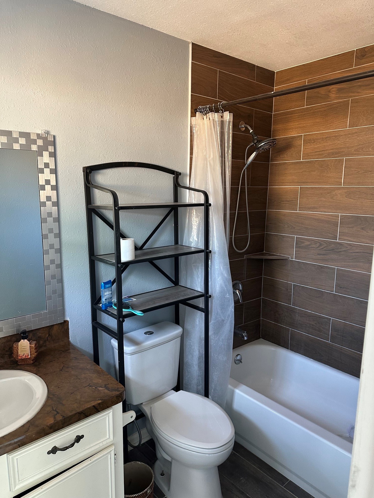 2225 34th Avenue N, Texas City, TX 77590