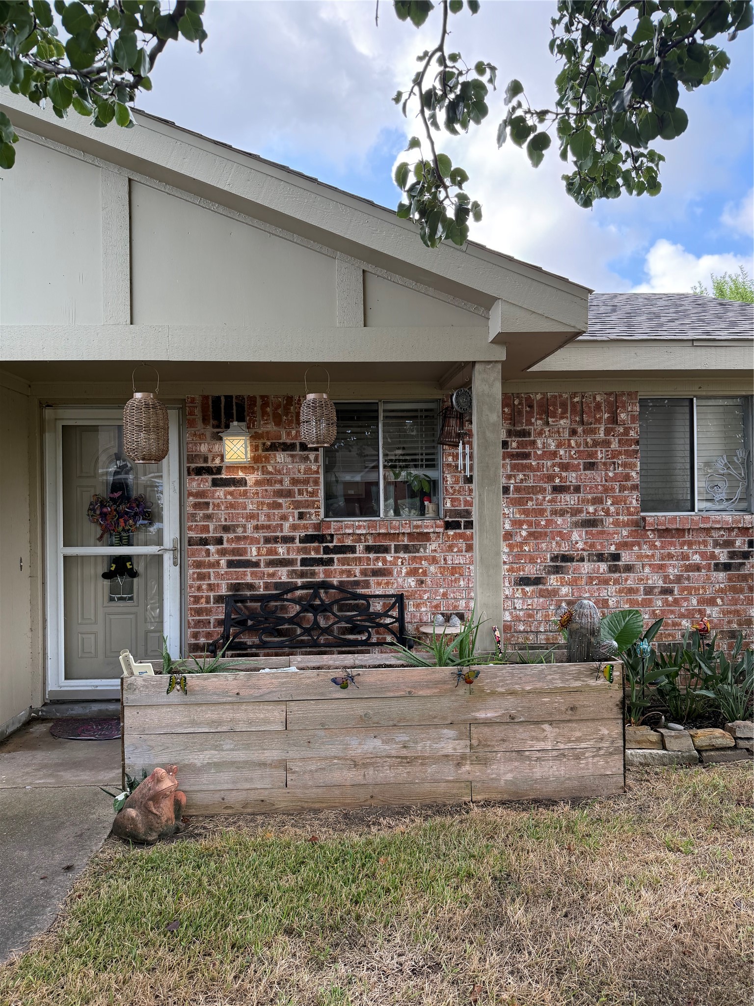 2225 34th Avenue N, Texas City, TX 77590