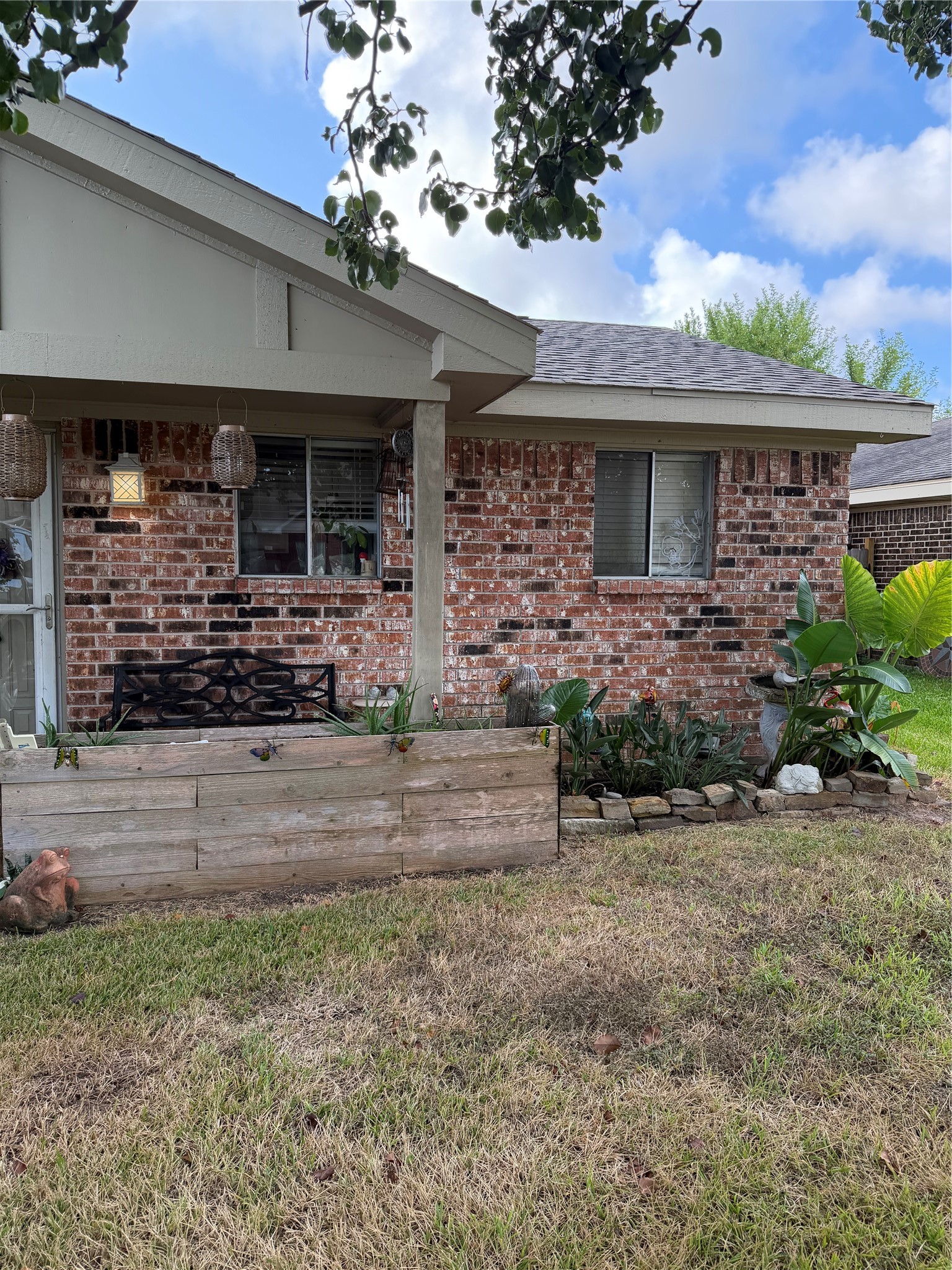 2225 34th Avenue N, Texas City, TX 77590