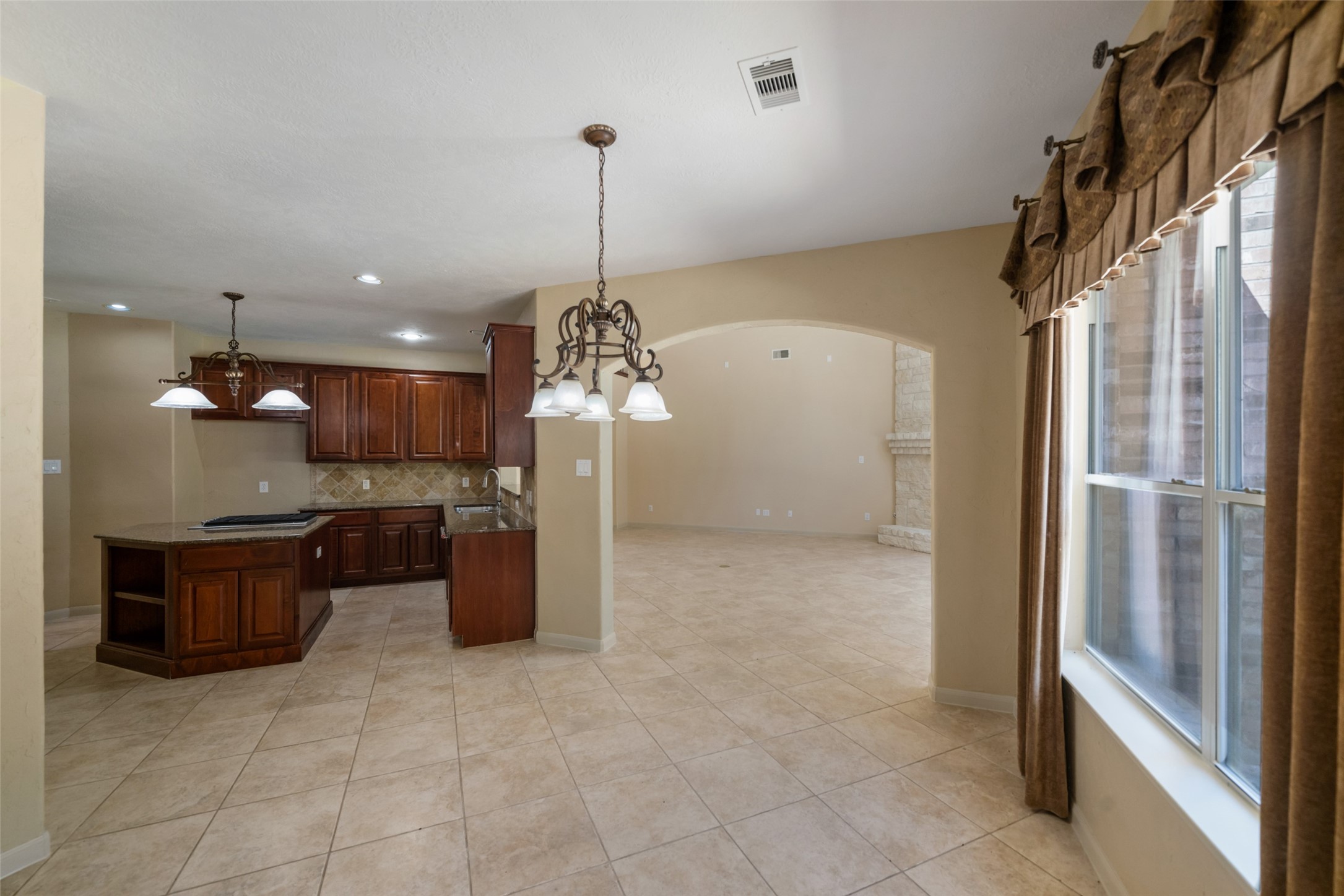 12210 Hallowed Oaks, Magnolia, TX 77354