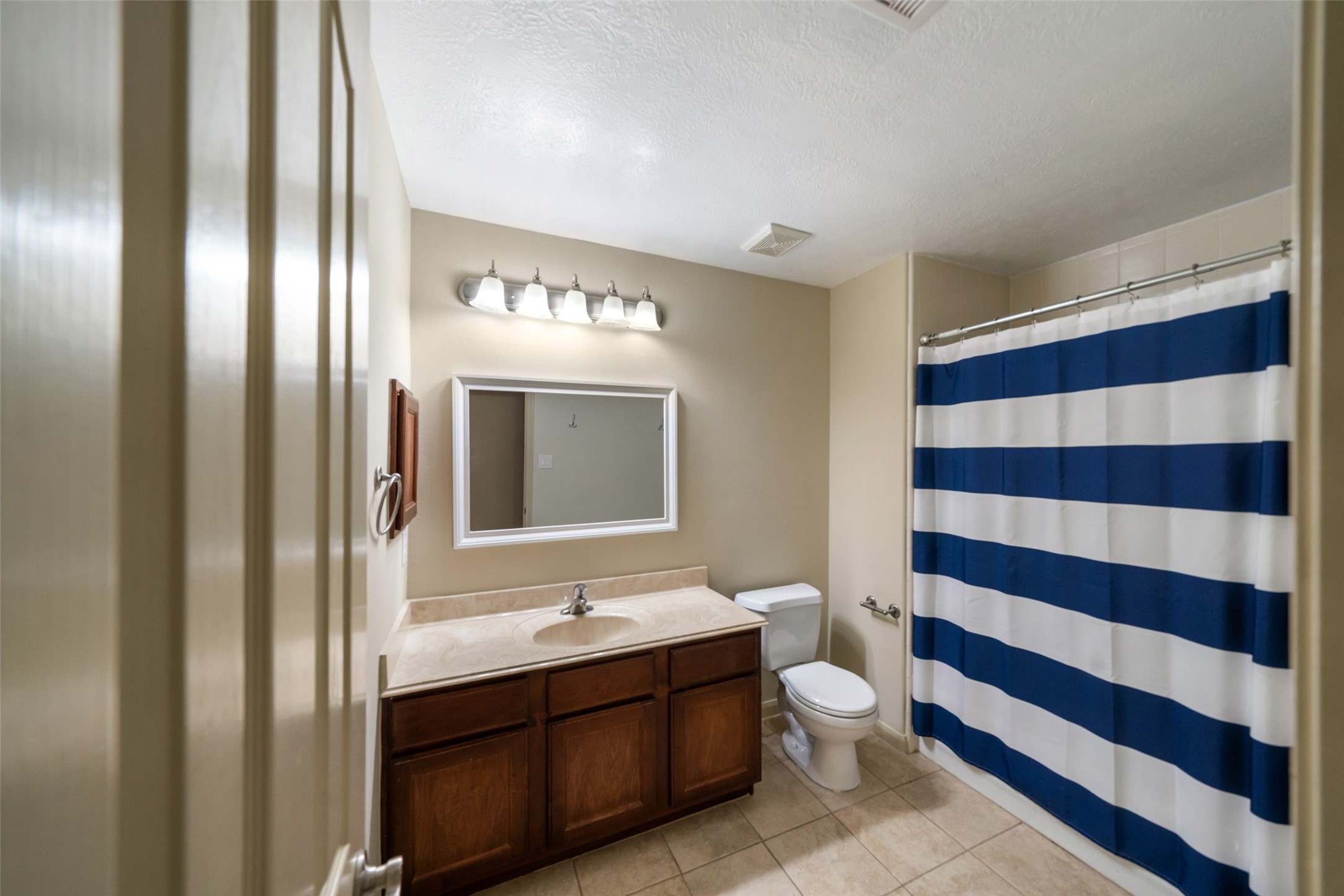 12210 Hallowed Oaks, Magnolia, TX 77354