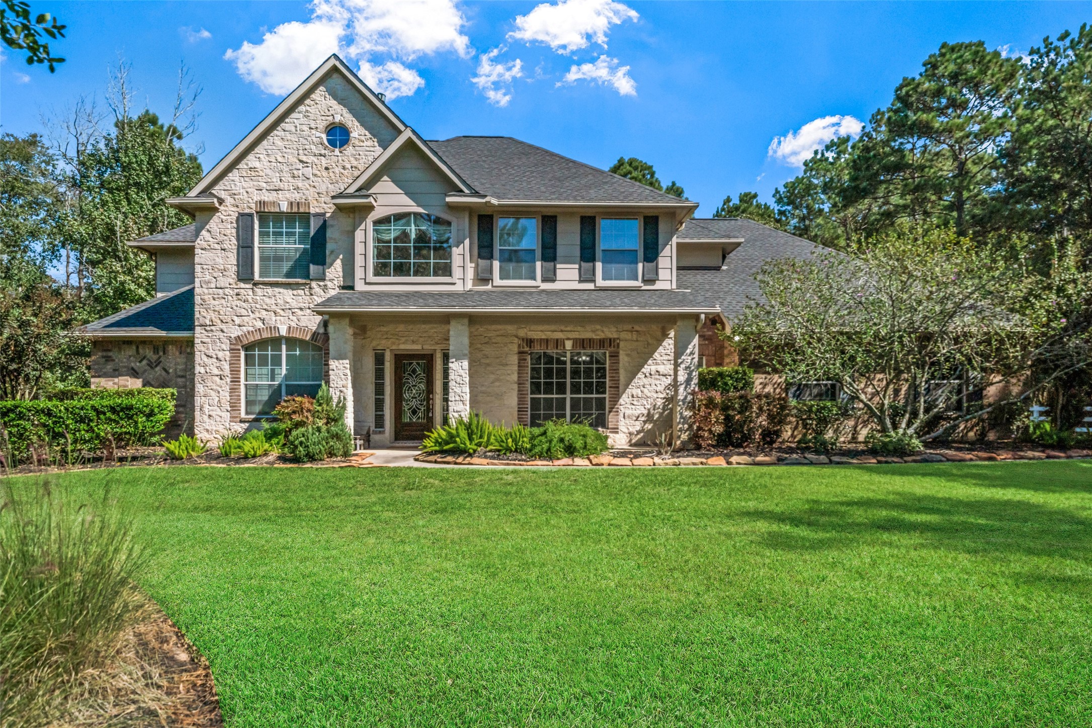 12210 Hallowed Oaks, Magnolia, TX 77354