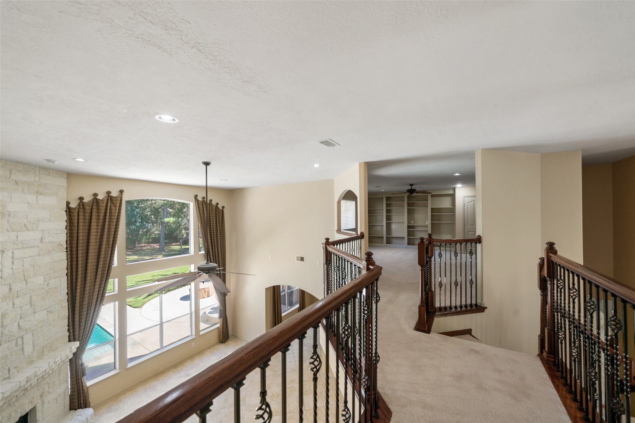 12210 Hallowed Oaks, Magnolia, TX 77354