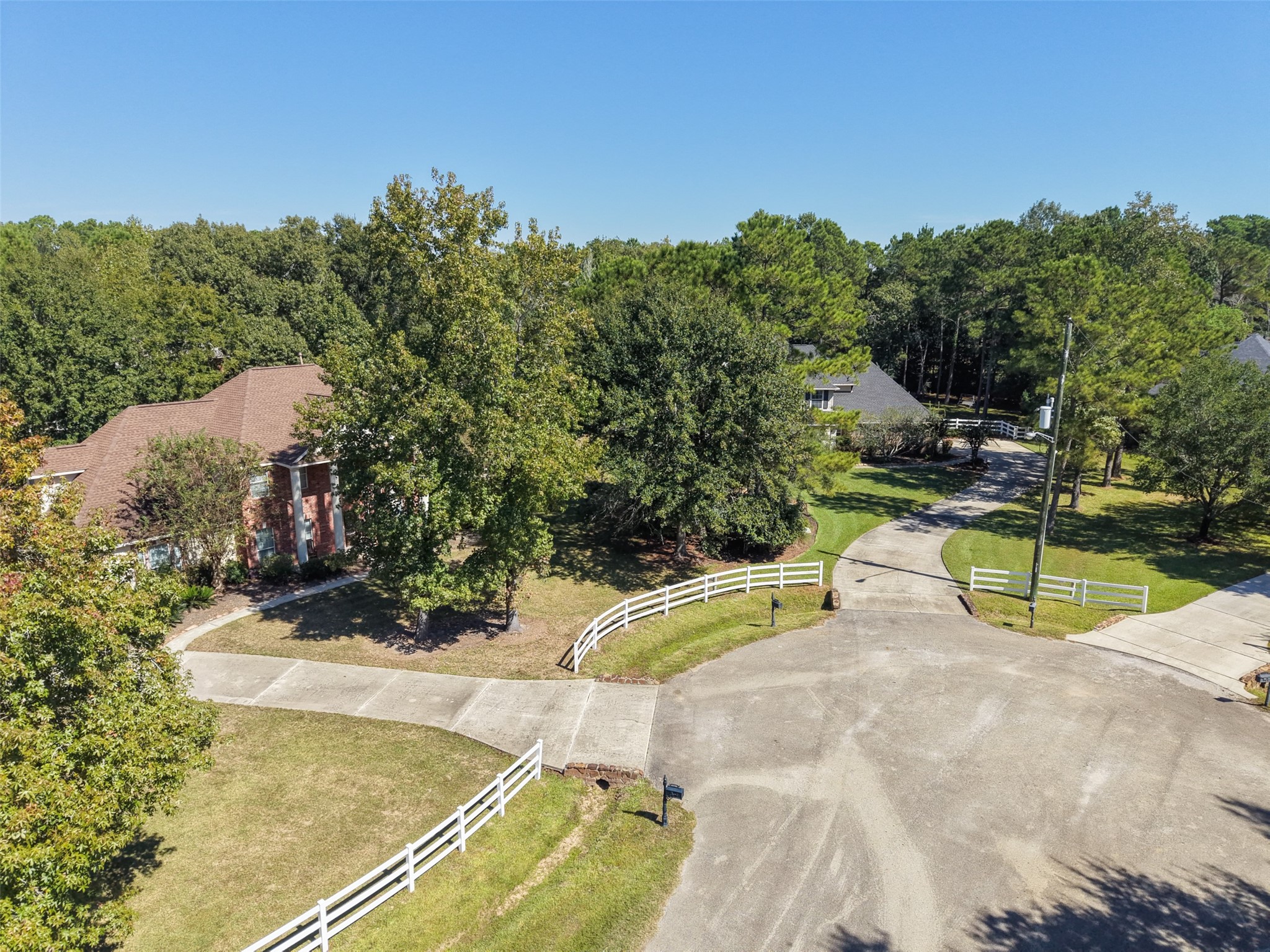 12210 Hallowed Oaks, Magnolia, TX 77354