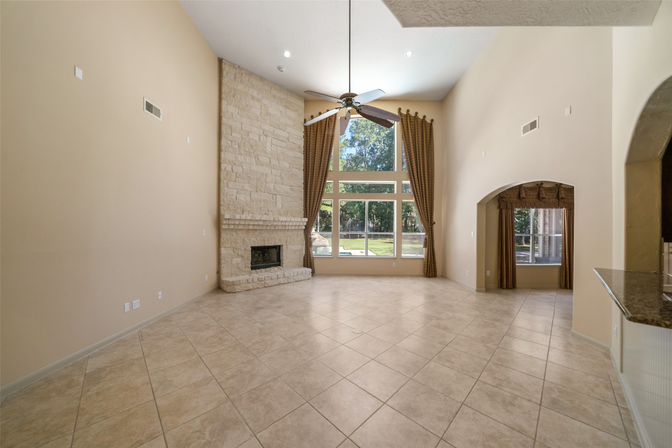 12210 Hallowed Oaks, Magnolia, TX 77354