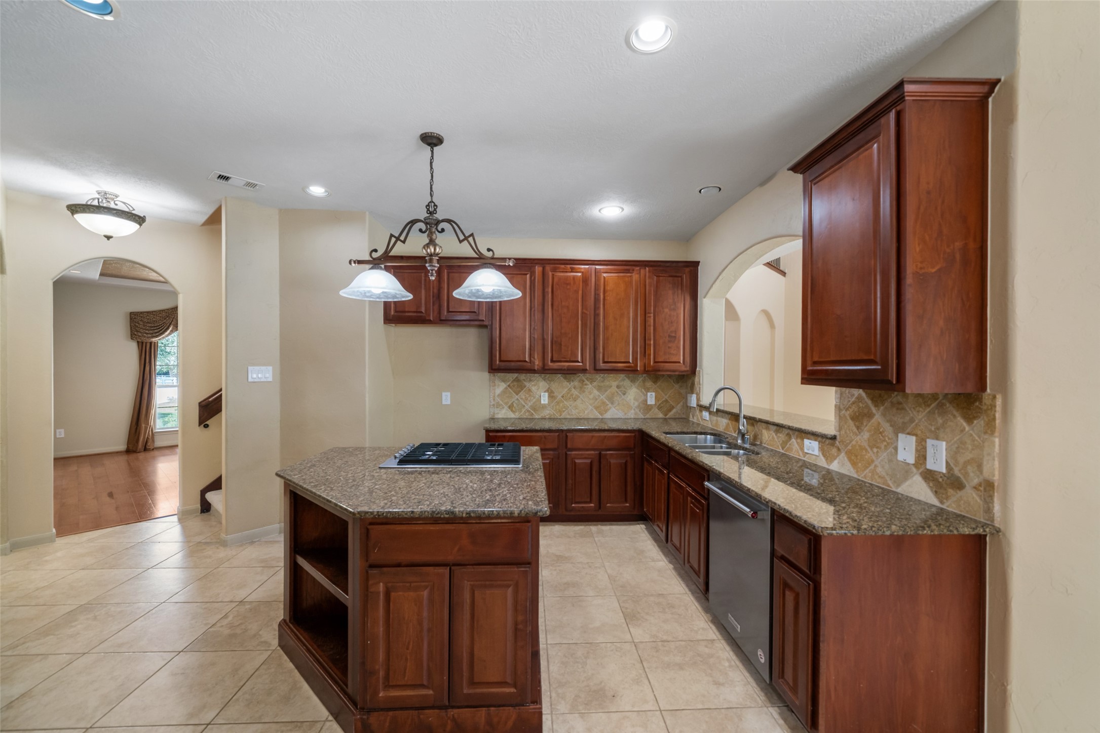 12210 Hallowed Oaks, Magnolia, TX 77354