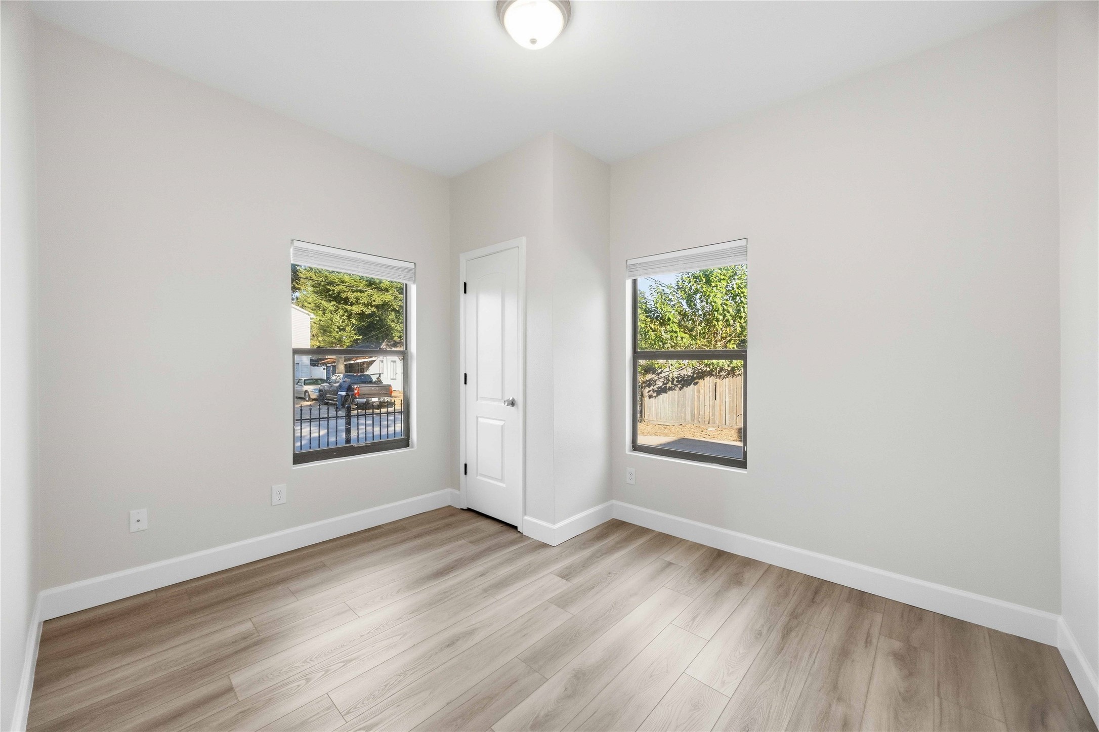 503 4th Street, Humble, TX 77338