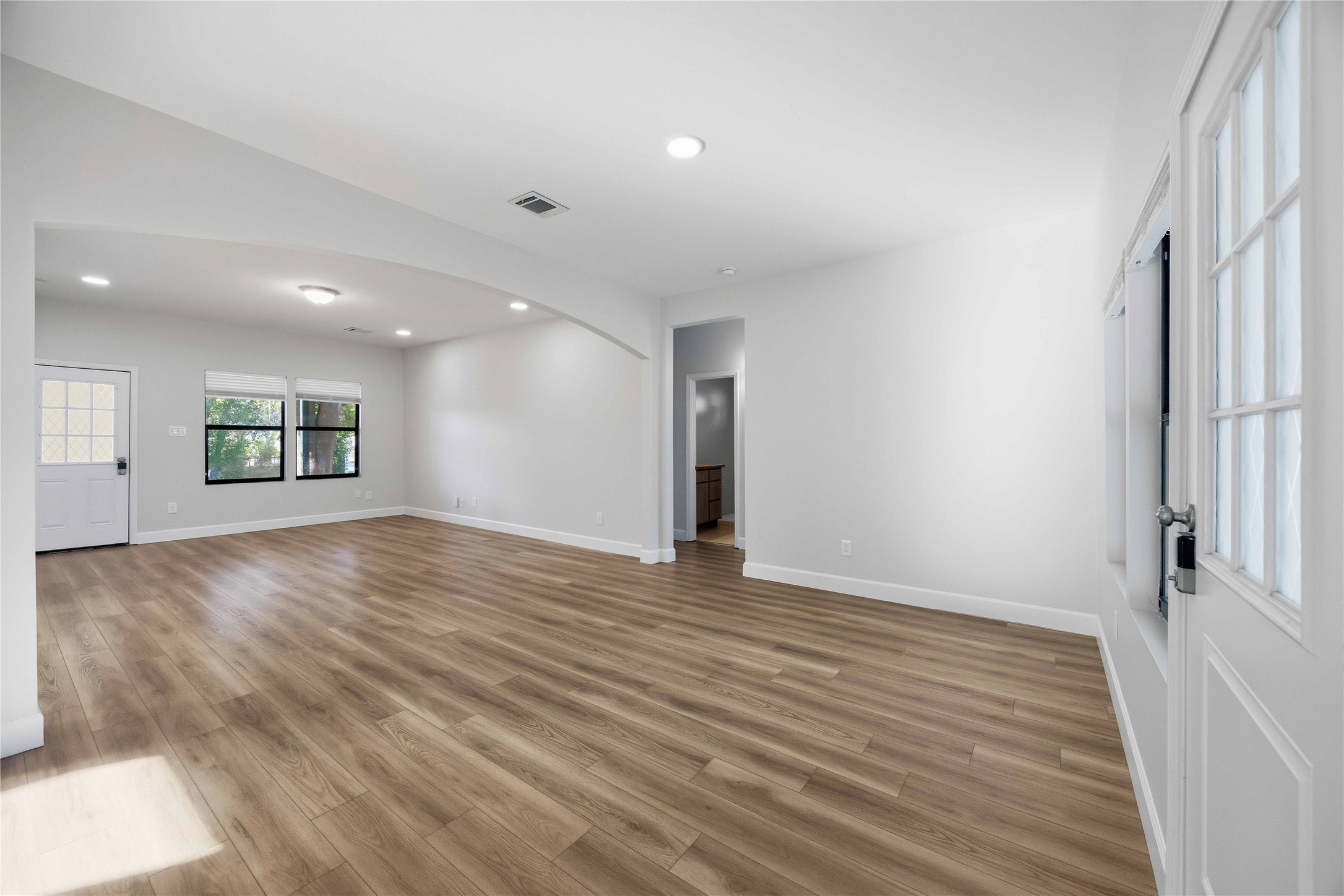 503 4th Street, Humble, TX 77338