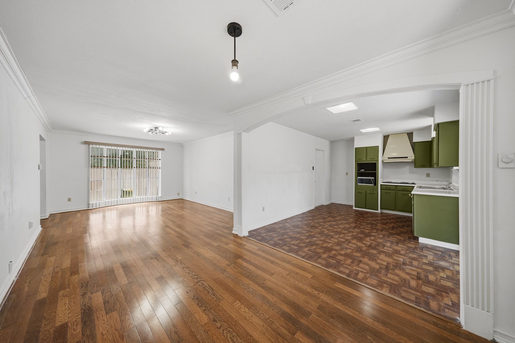 10910 Corona Lane, Houston, TX 77072