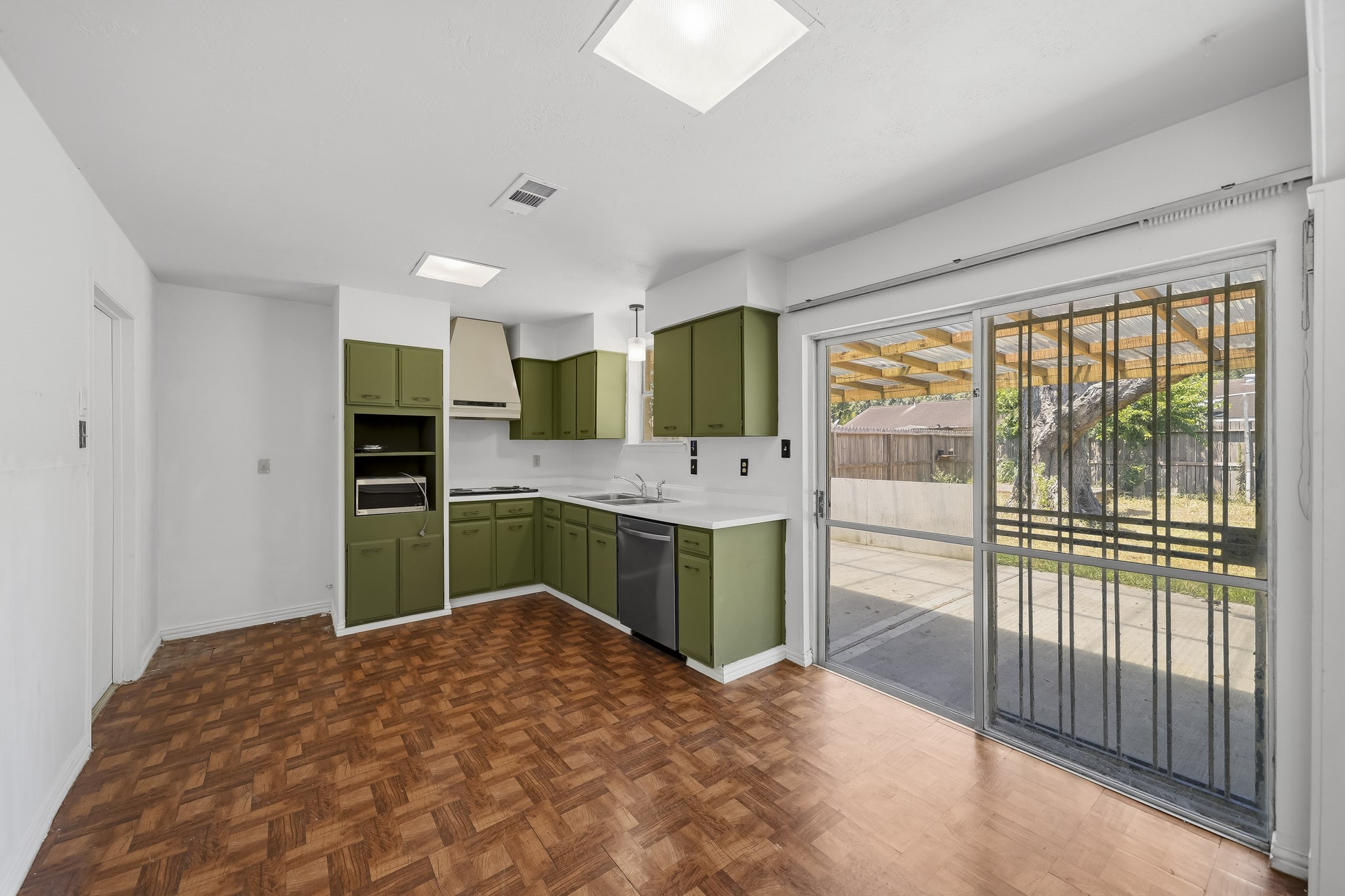 10910 Corona Lane, Houston, TX 77072