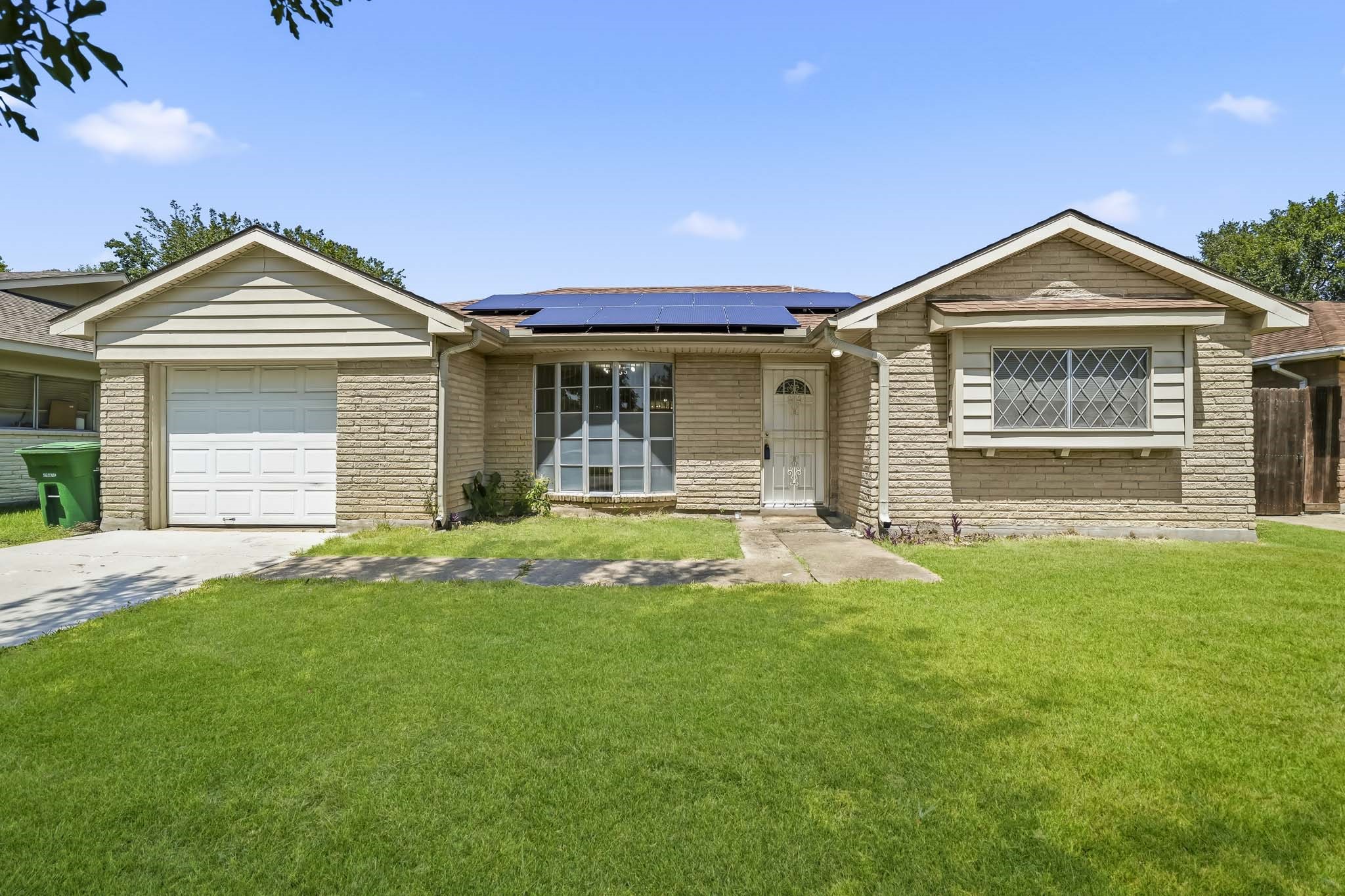 10910 Corona Lane, Houston, TX 77072 10910 Corona Lane, Houston, TX 77072