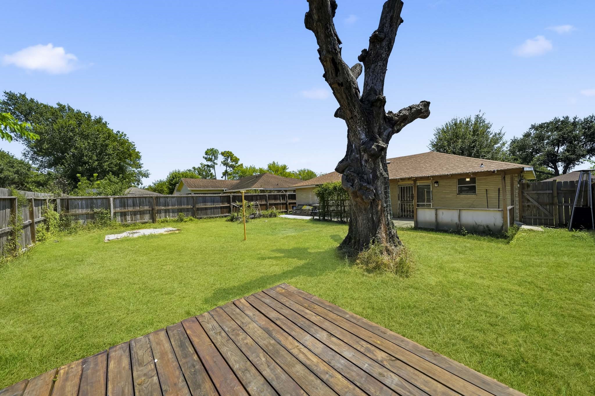 10910 Corona Lane, Houston, TX 77072