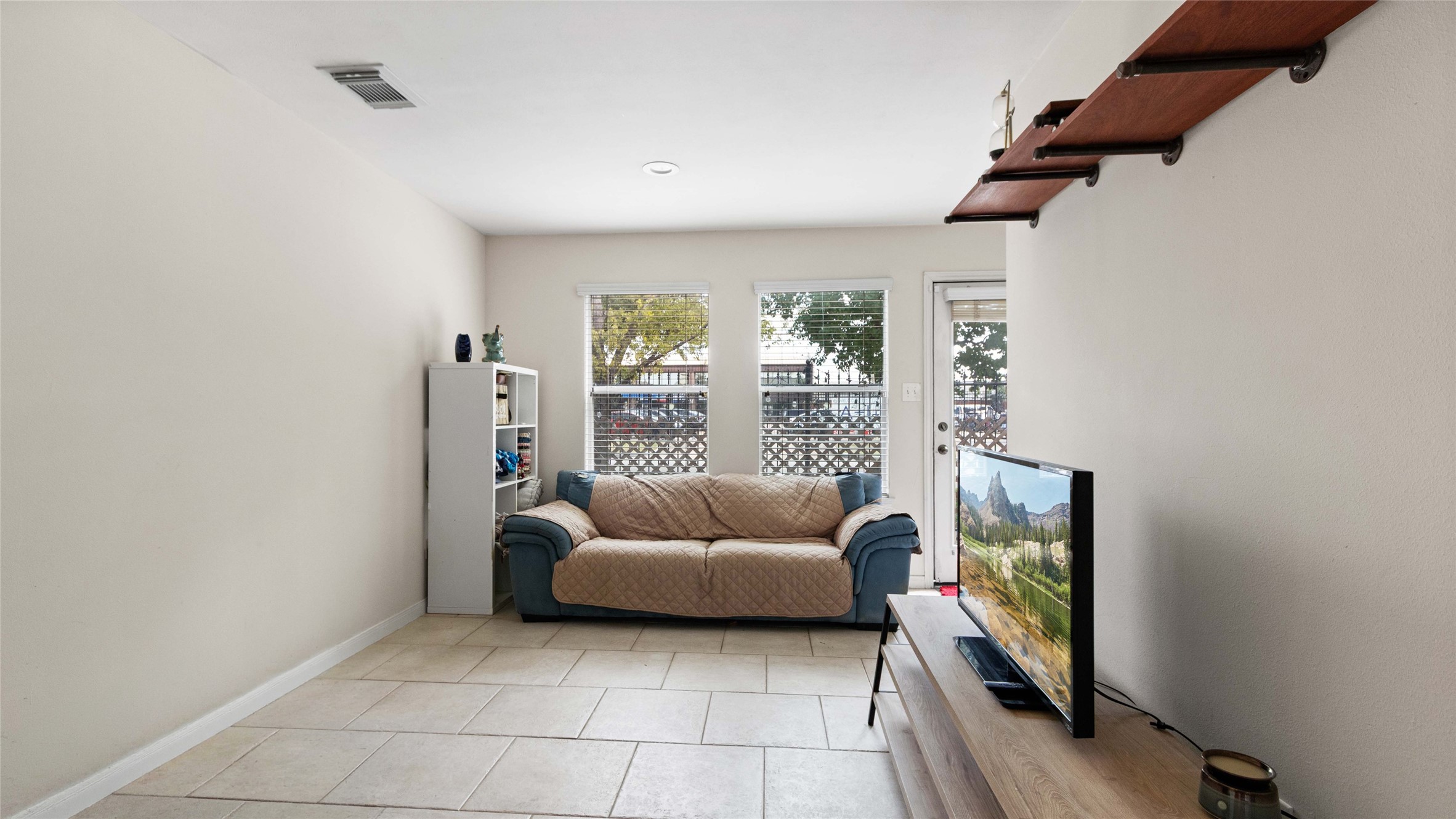 First floor bedroom/sitting room/extra room