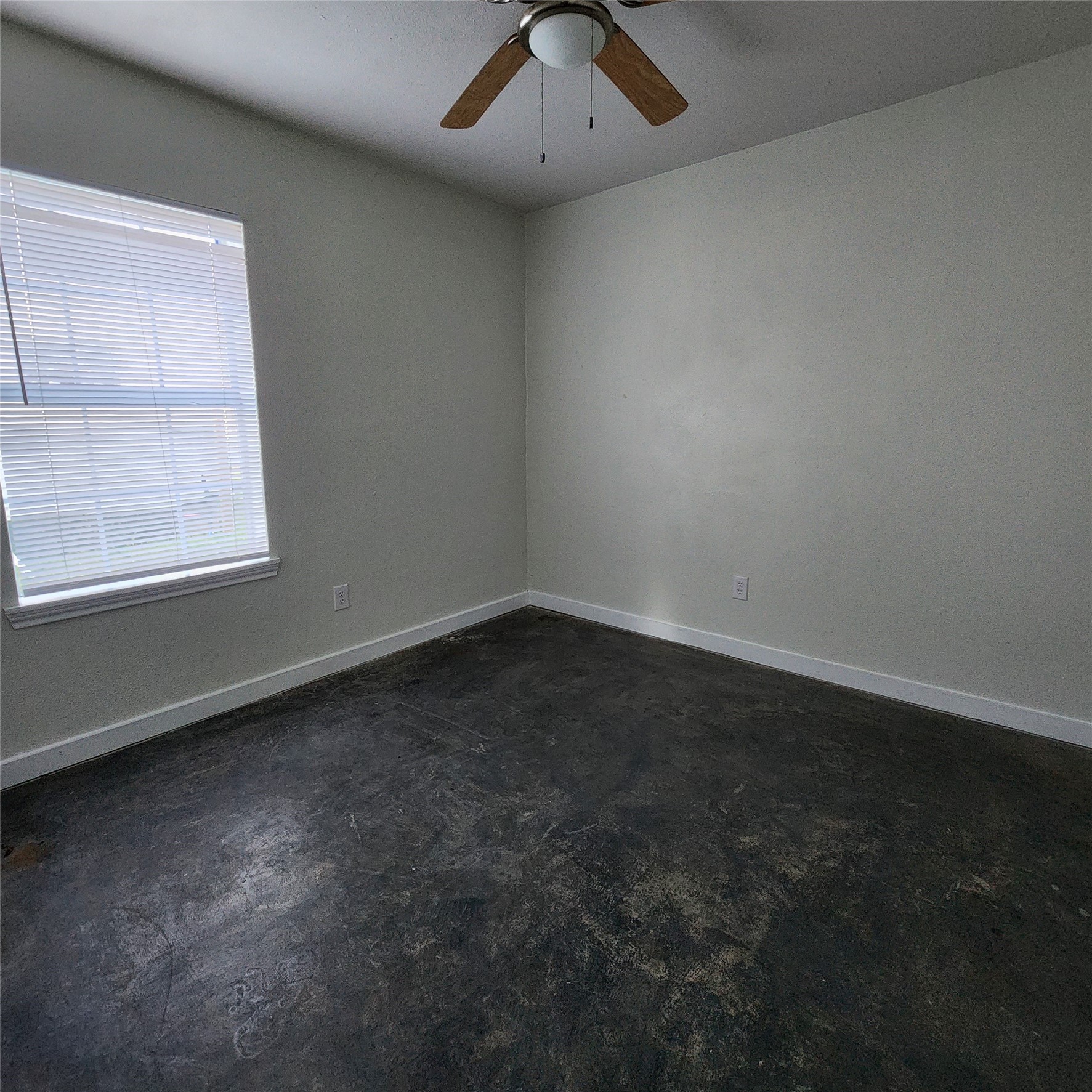 3 BEDROOMS! 3 BEDROOMS!