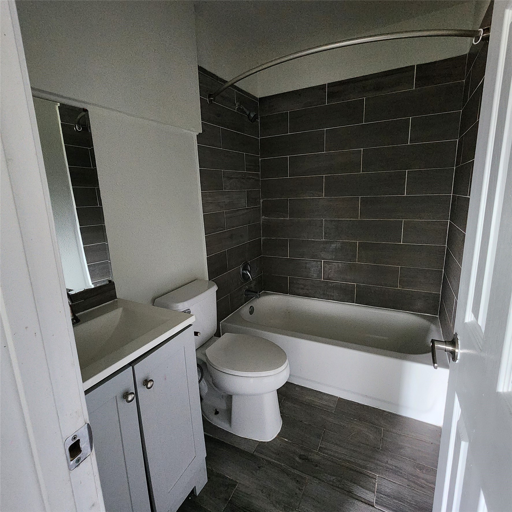 4710 Pelican Street, #1, Hitchcock, TX 77563