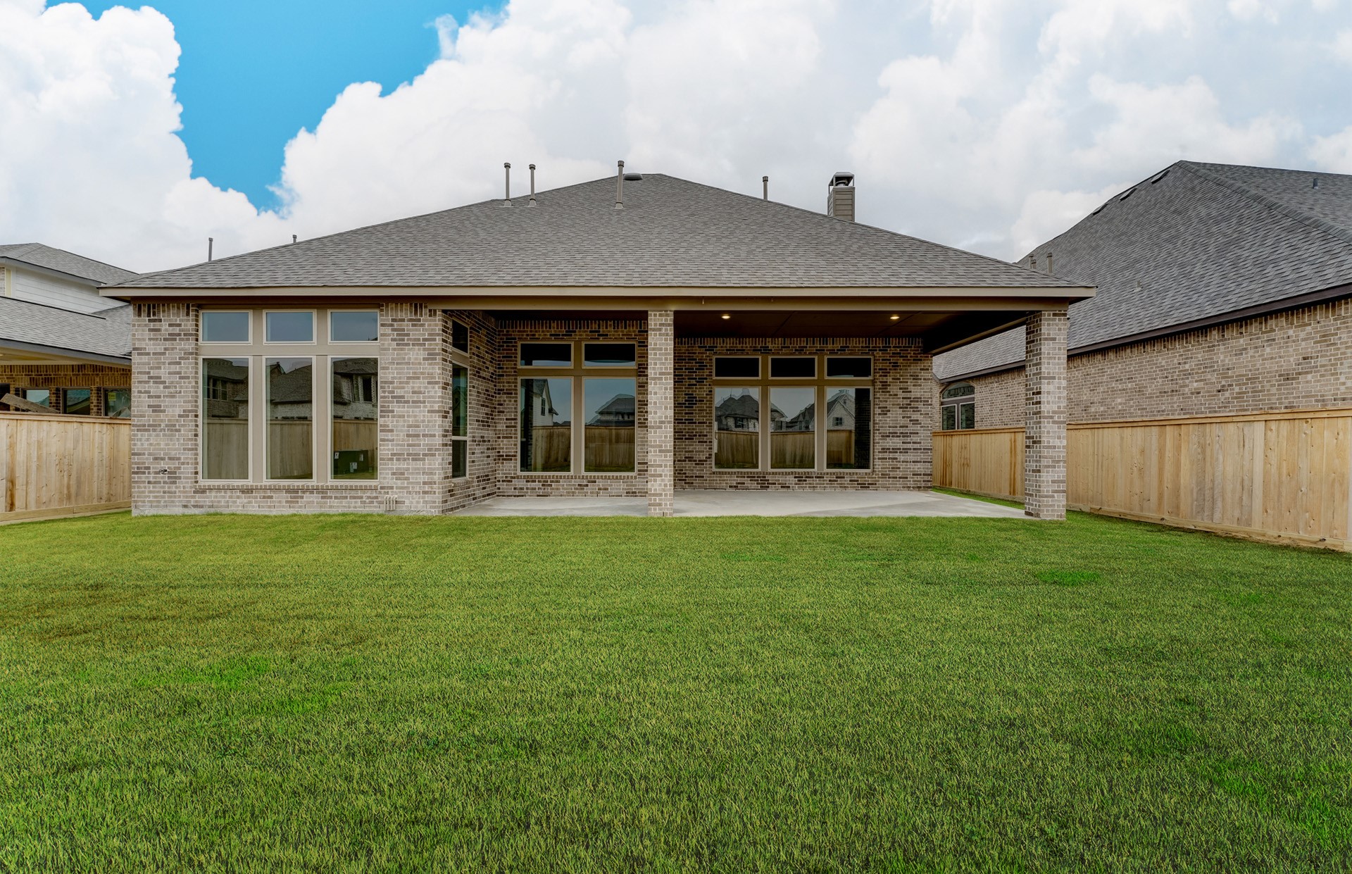 331 Calmato Woods Way, Willis, TX 77318