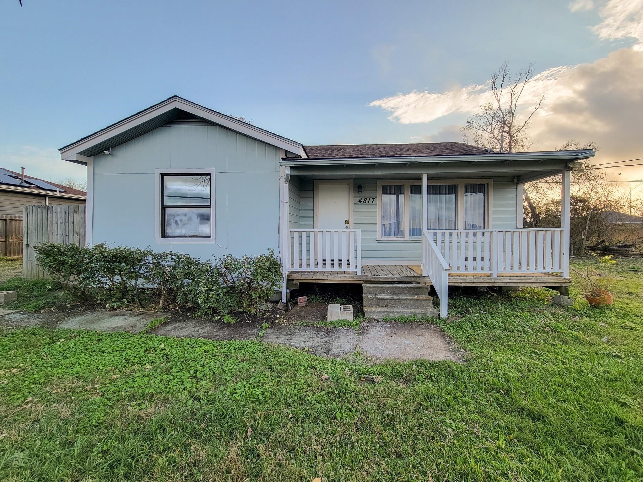4817 Lawndale Street, La Marque, TX 77568 4817 Lawndale Street, La Marque, TX 77568