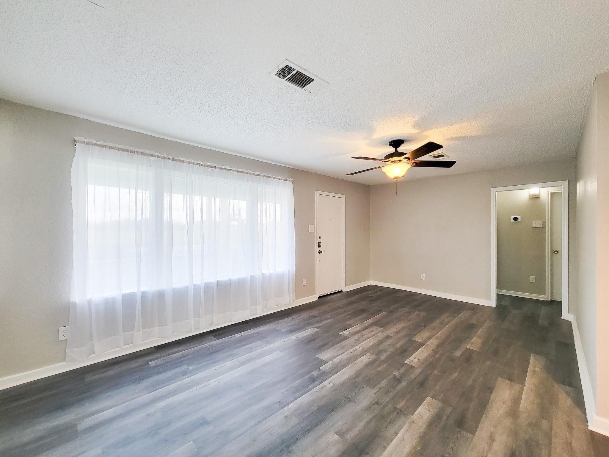 4817 Lawndale Street, La Marque, TX 77568
