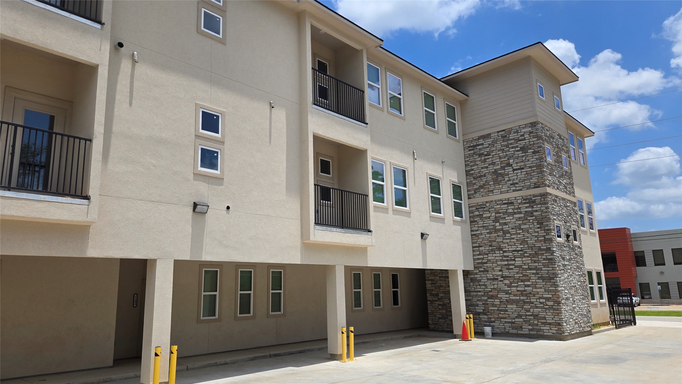 26307 Oak Ridge Dr, #1104, The Woodlands, TX 77380