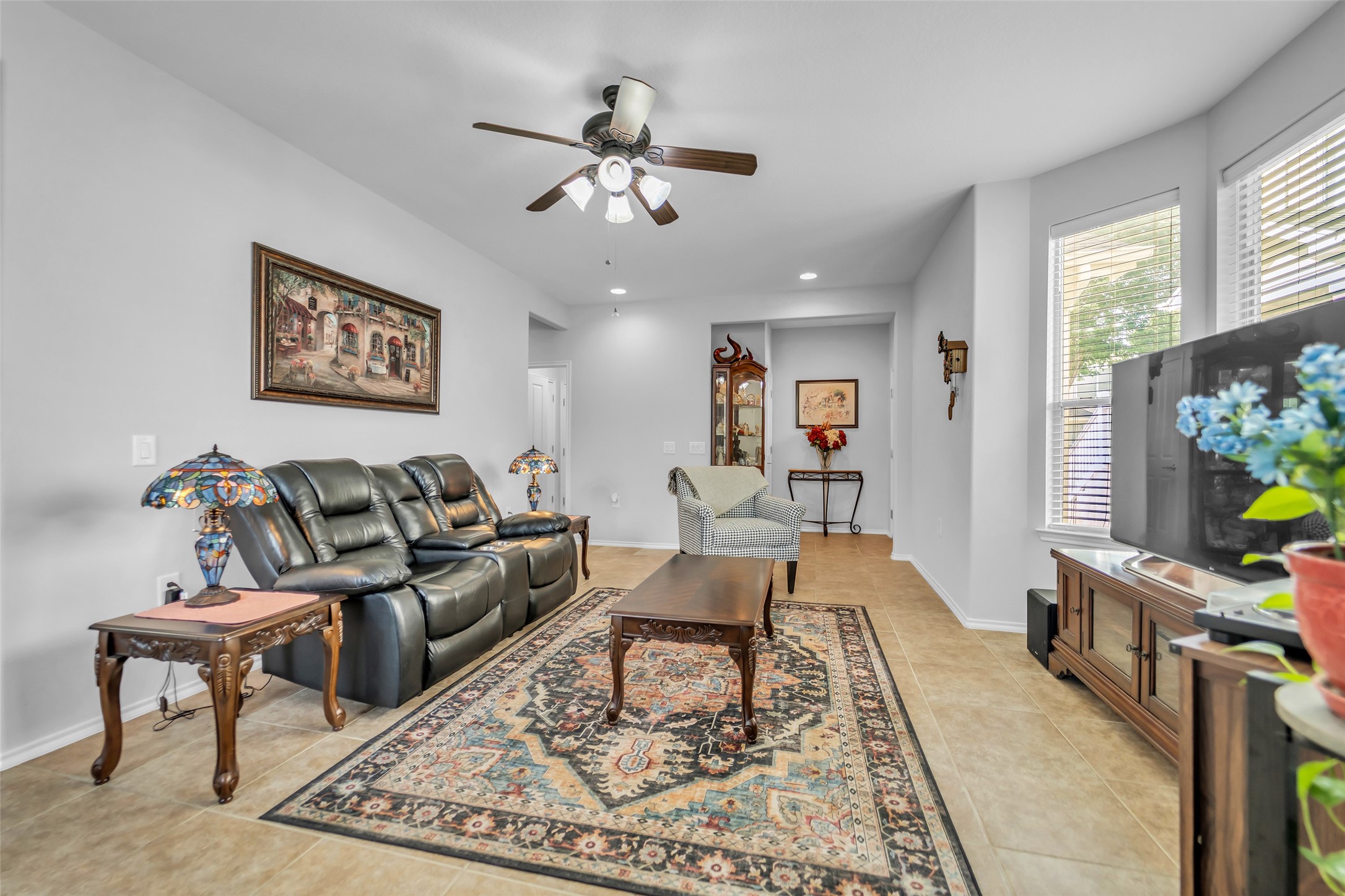 Clean well maintained condo unit low maintenance tile flooring