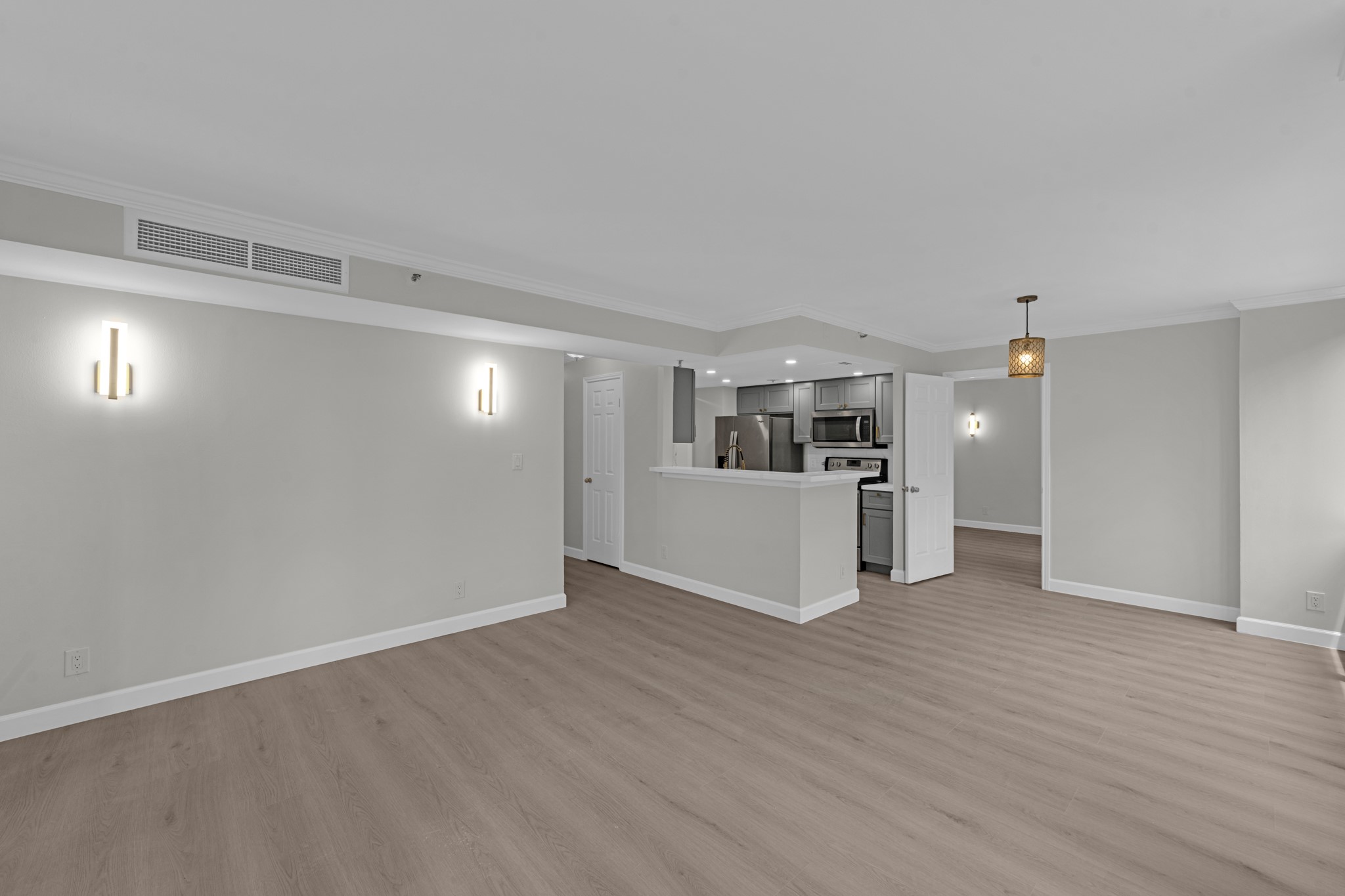 3525 Sage Rd, #304, Houston, TX 77056