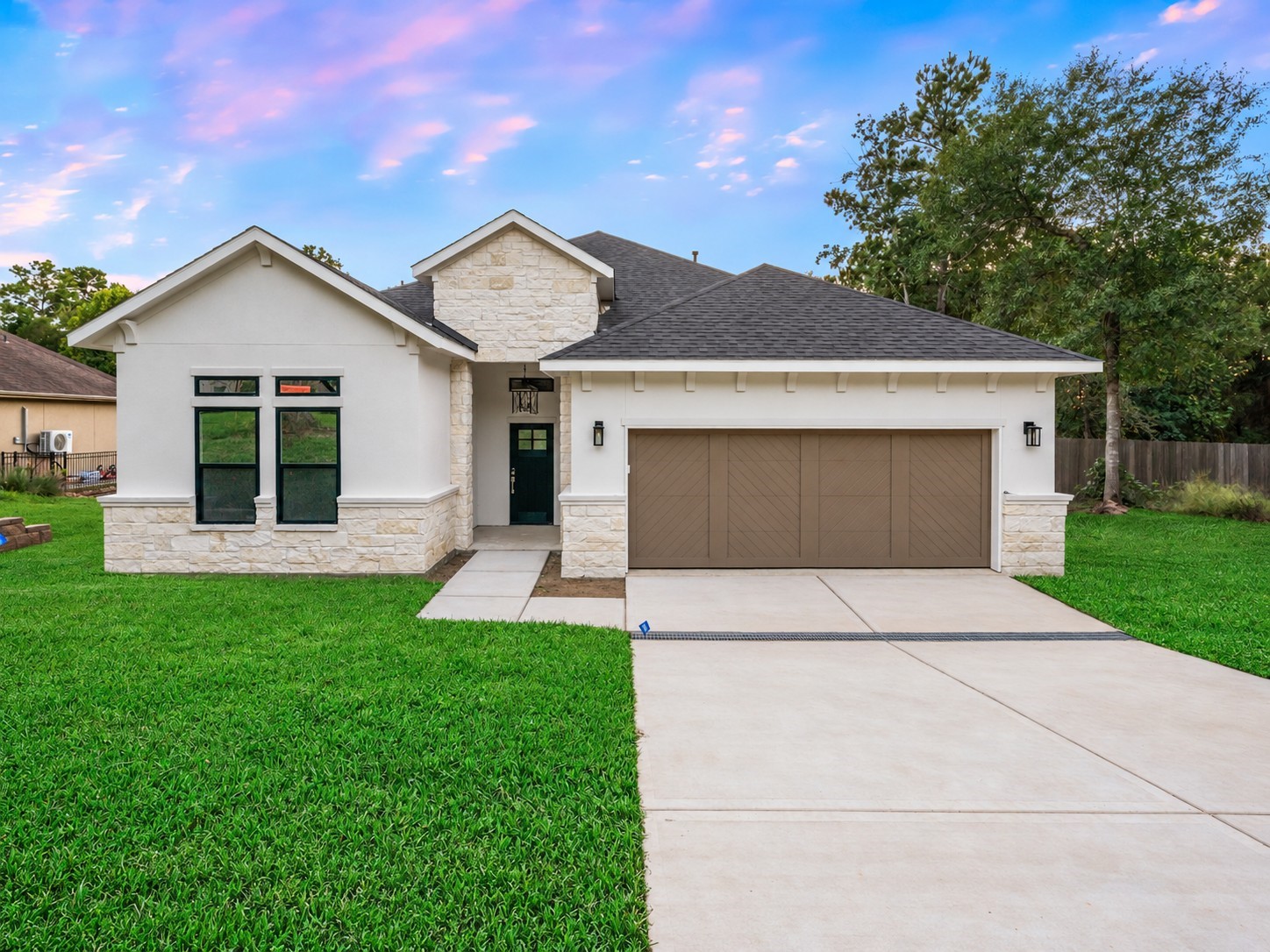 4833 W Fork Boulevard, Conroe, TX 77304